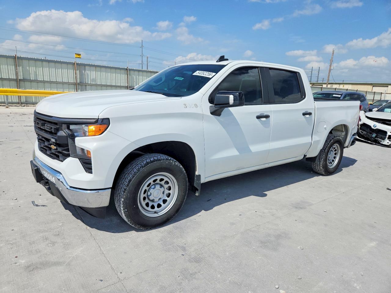 Salvage Chevrolet Silverado Image