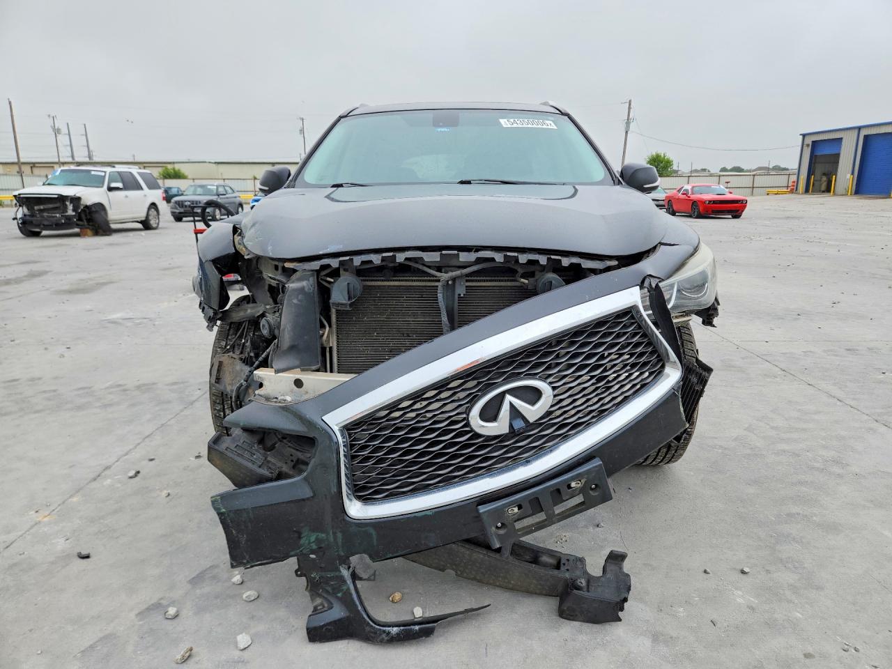 INFINITI Qx Base