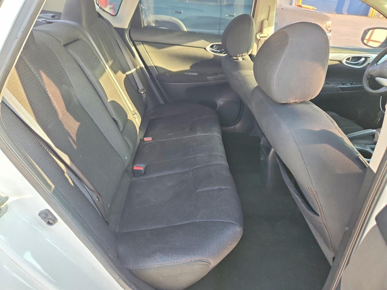 Nissan Sentra S