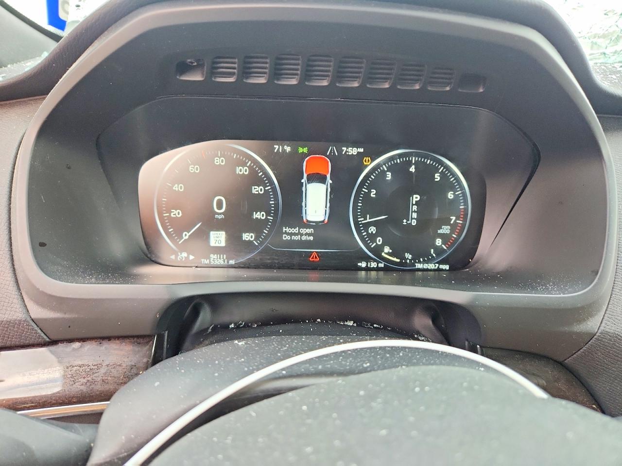 Volvo XC90 T6