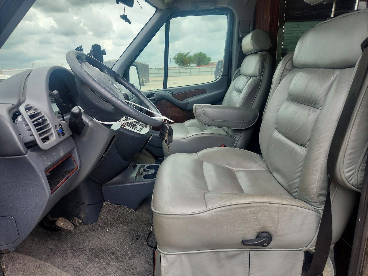 Freightliner Sprinter 2500