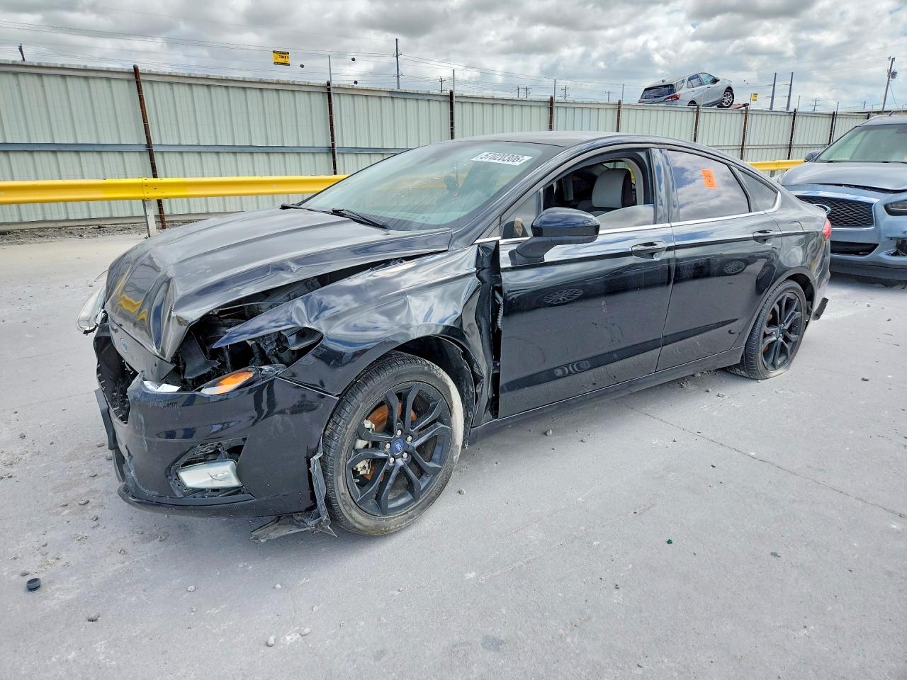 Salvage Ford Fusion Image