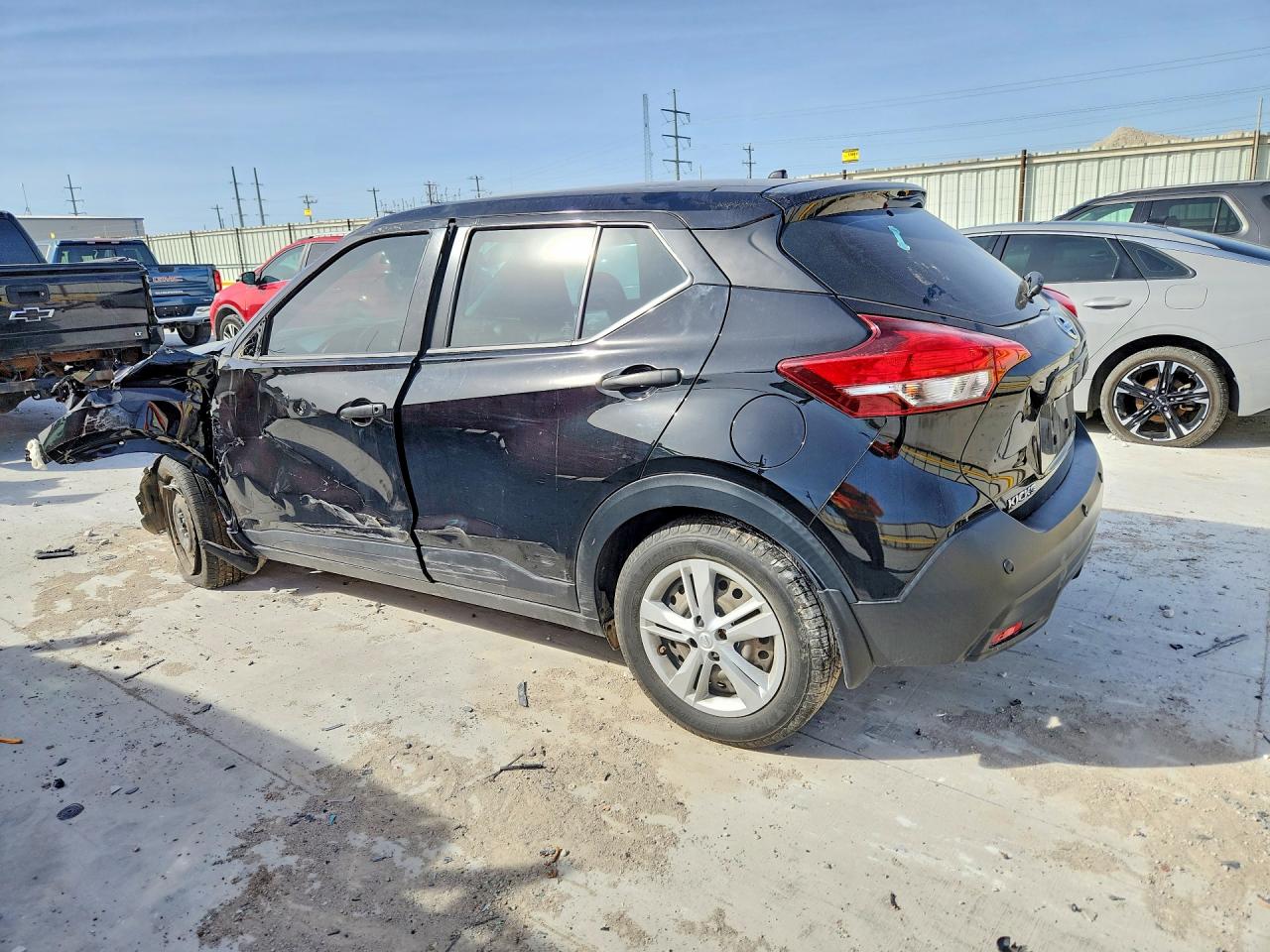 Nissan Kicks S