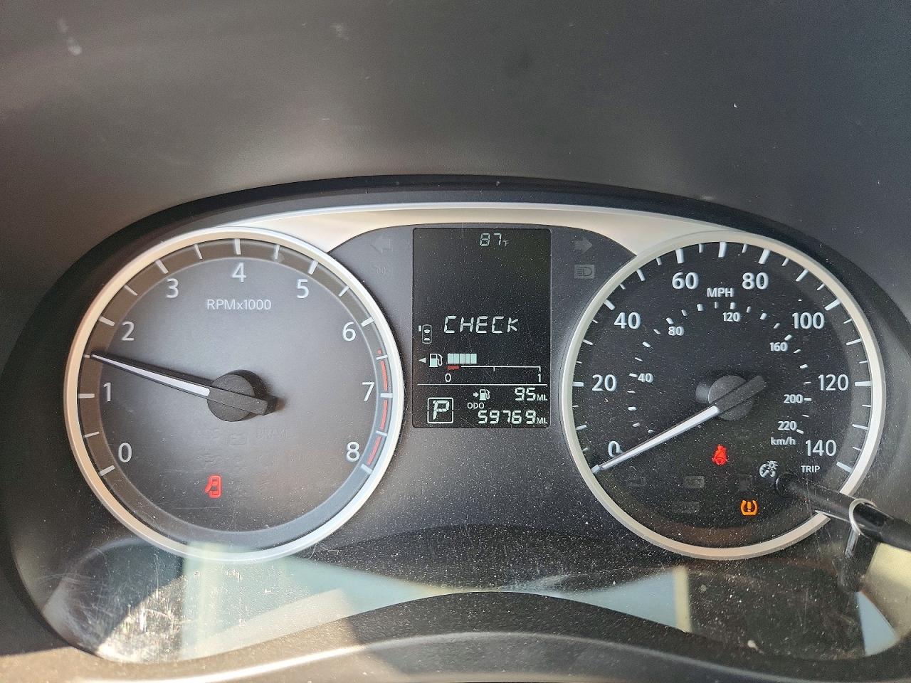 Nissan Kicks S