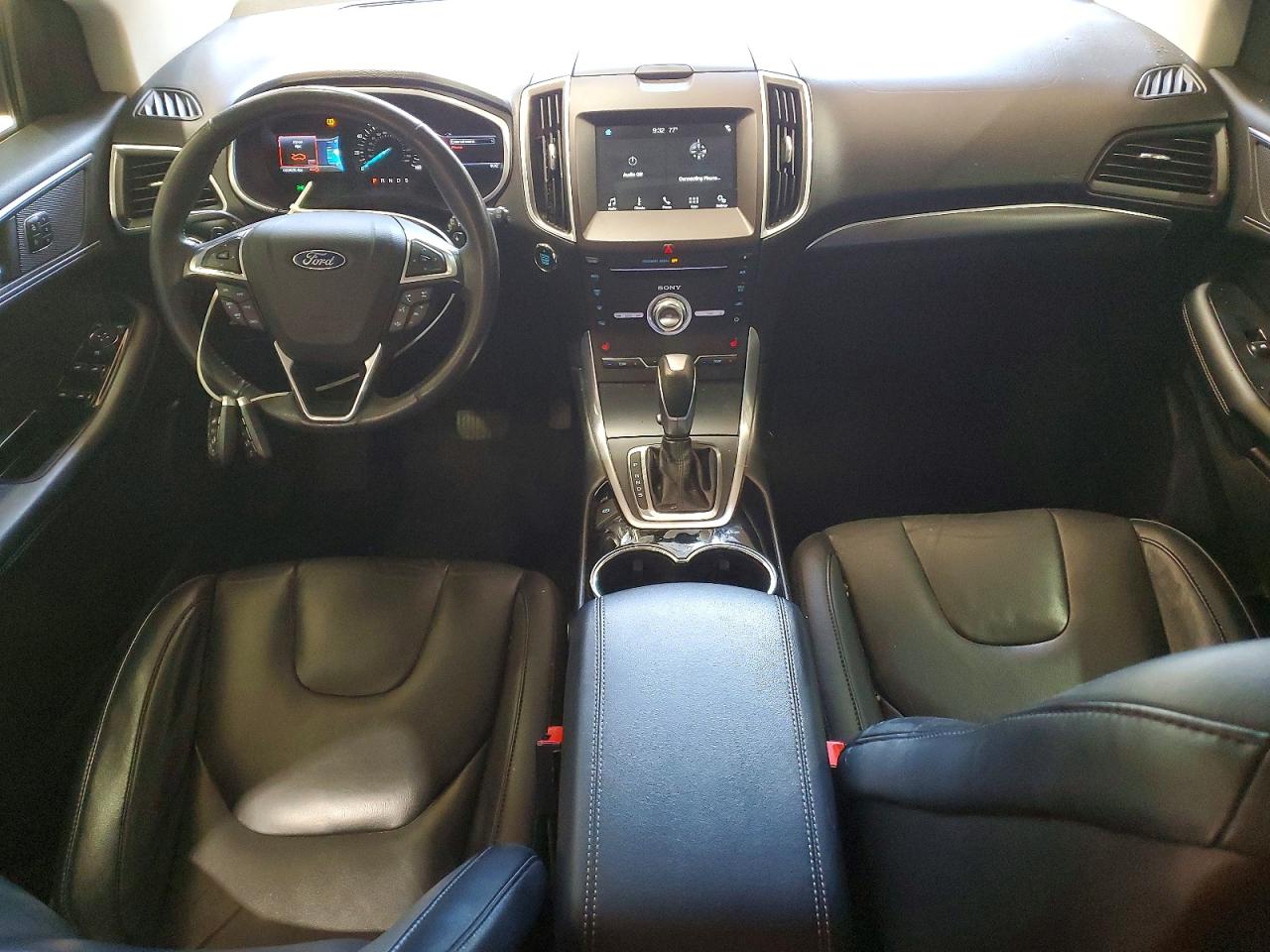 Ford Edge Titanium