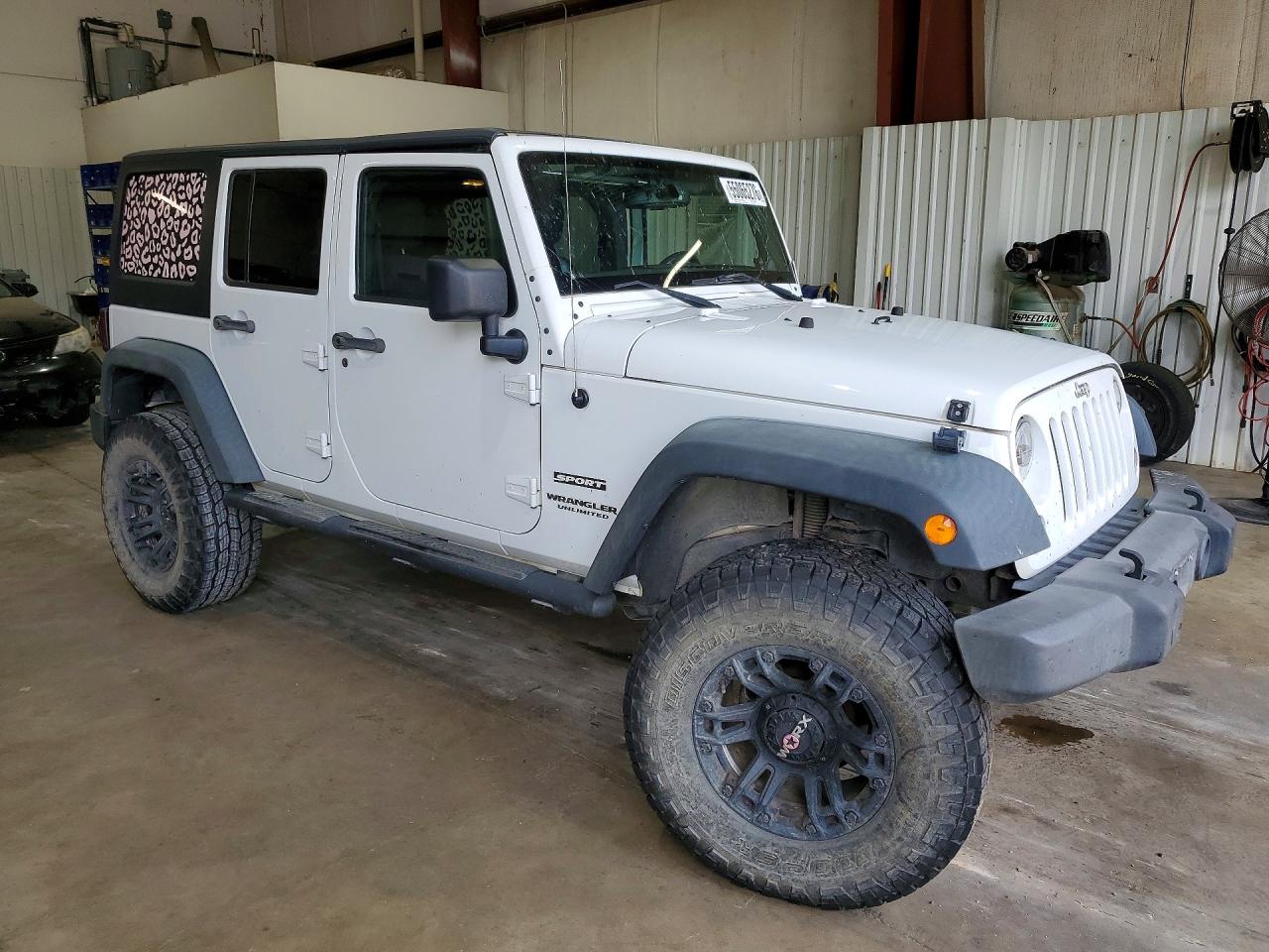 Jeep Wrangler Sport