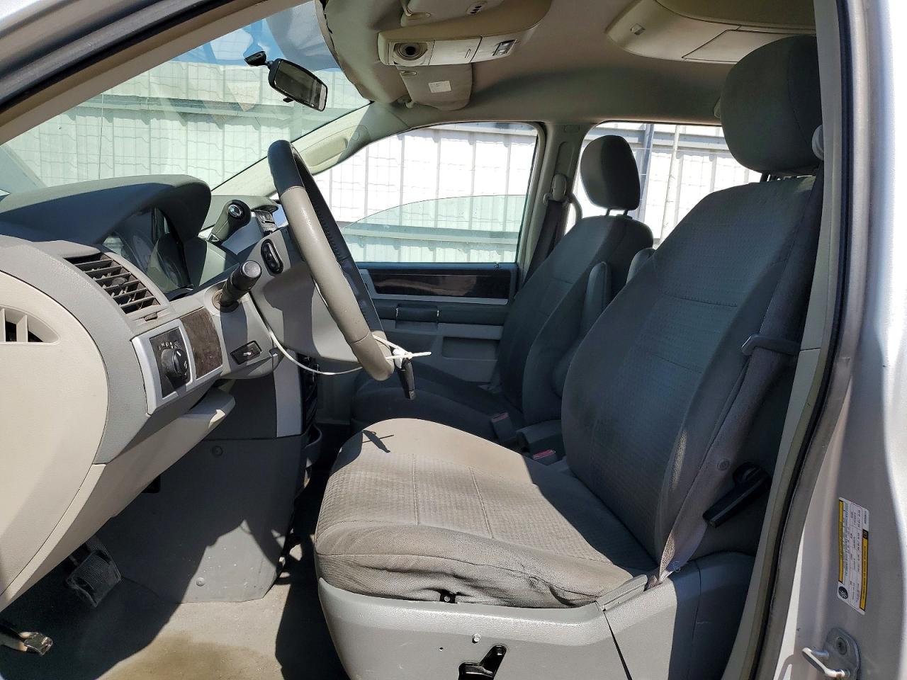 Dodge Caravan Sxt