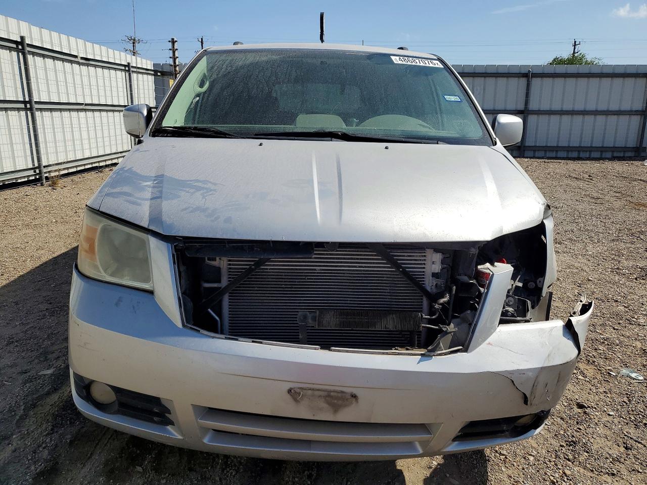 Dodge Caravan Sxt