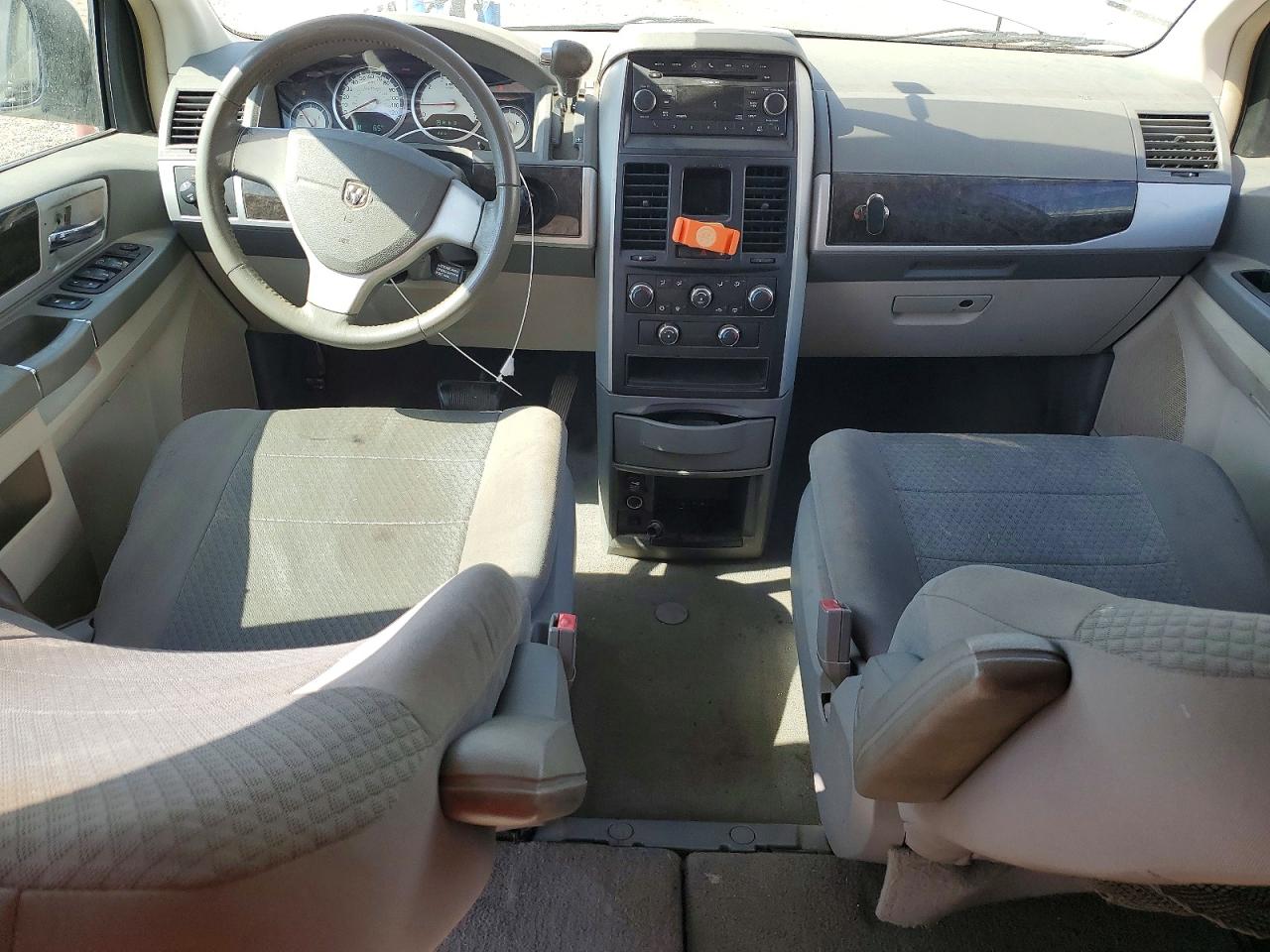 Dodge Caravan Sxt