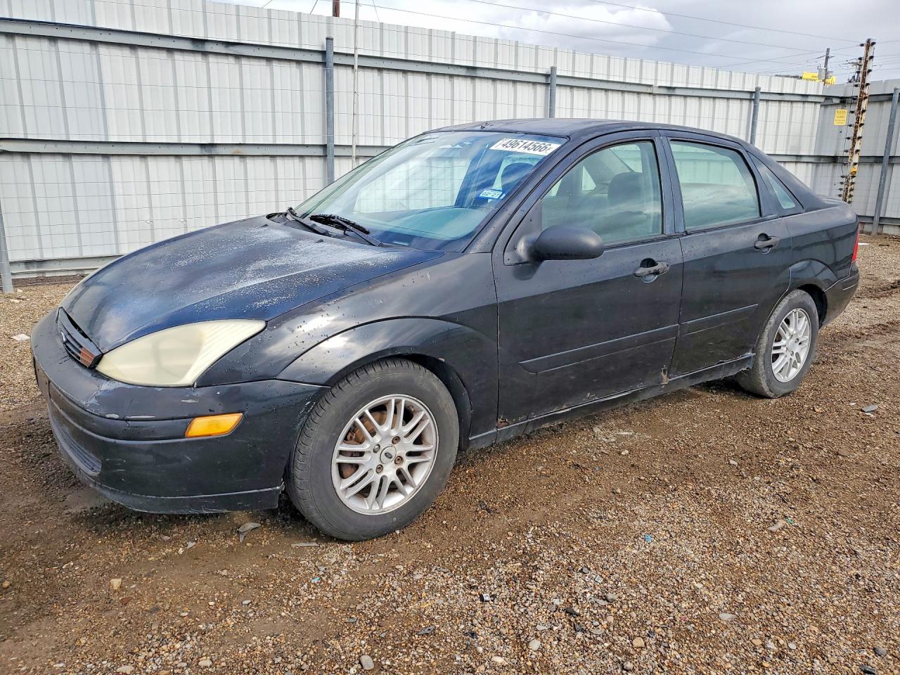 Salvage Ford Focus Image