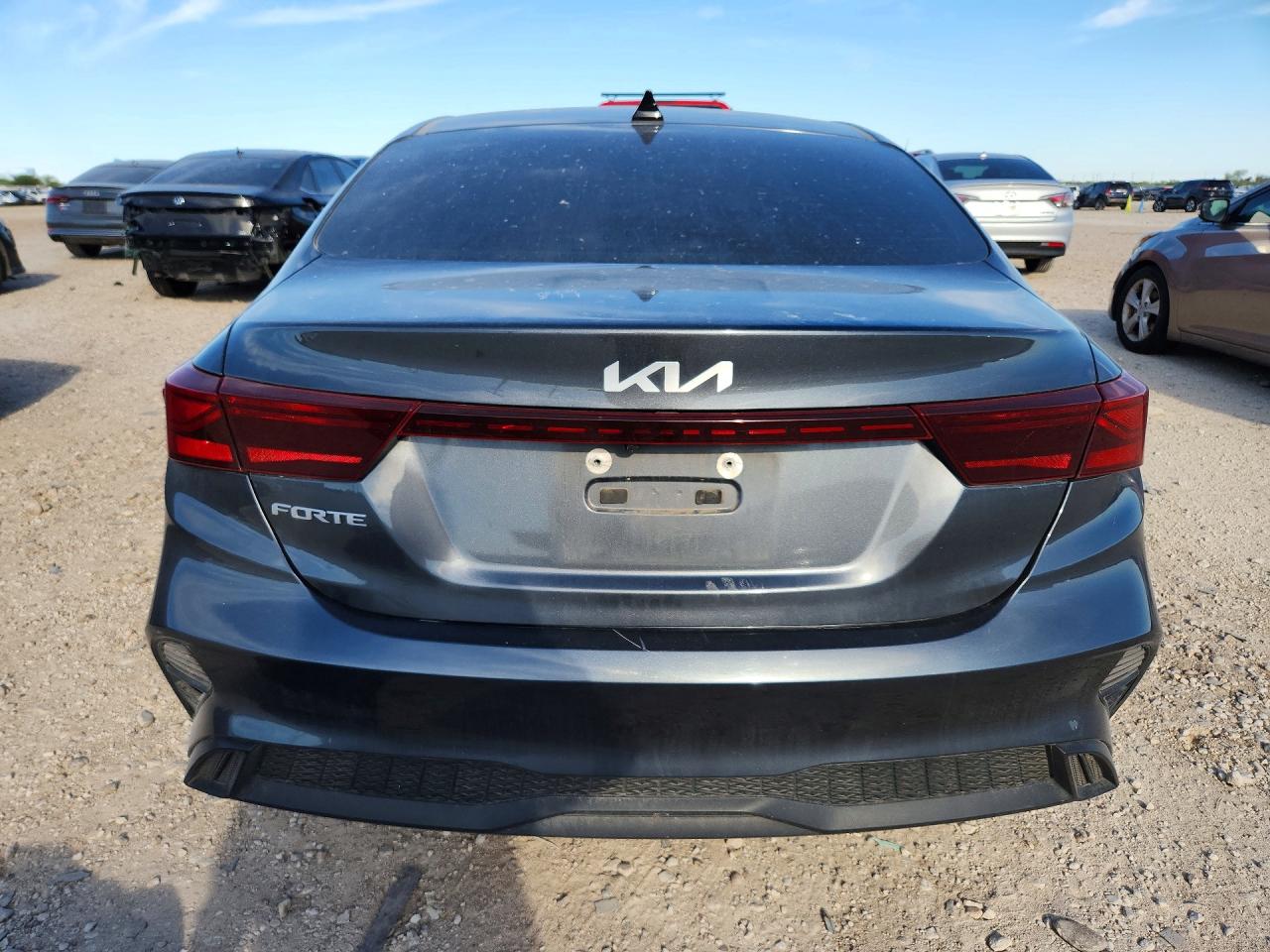 Kia Forte Lxs