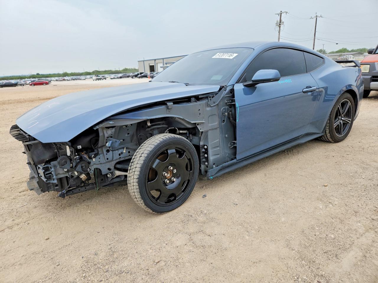 Salvage Ford Mustang Image