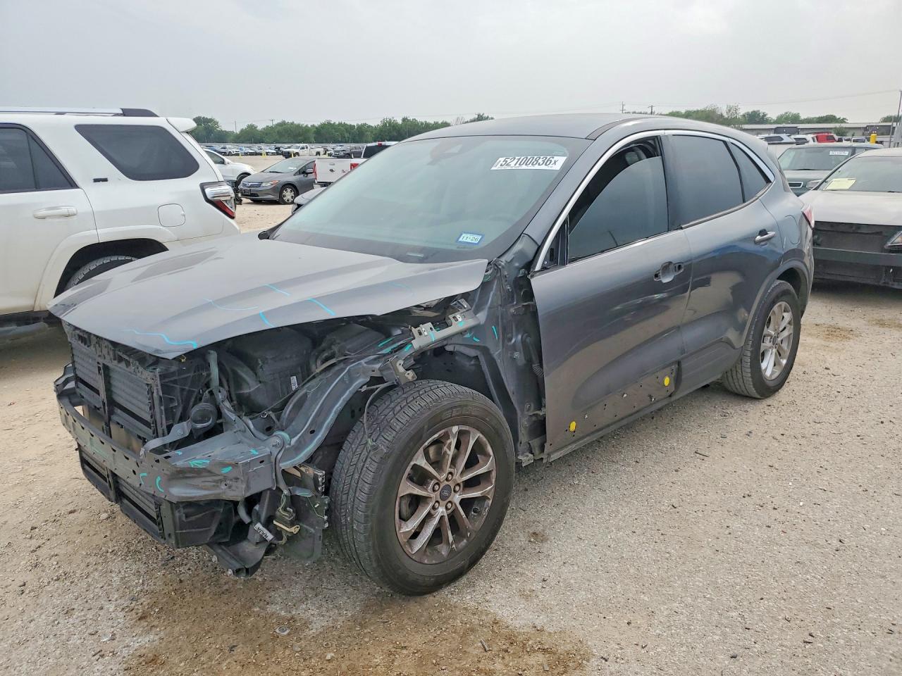 Salvage Ford Escape Image