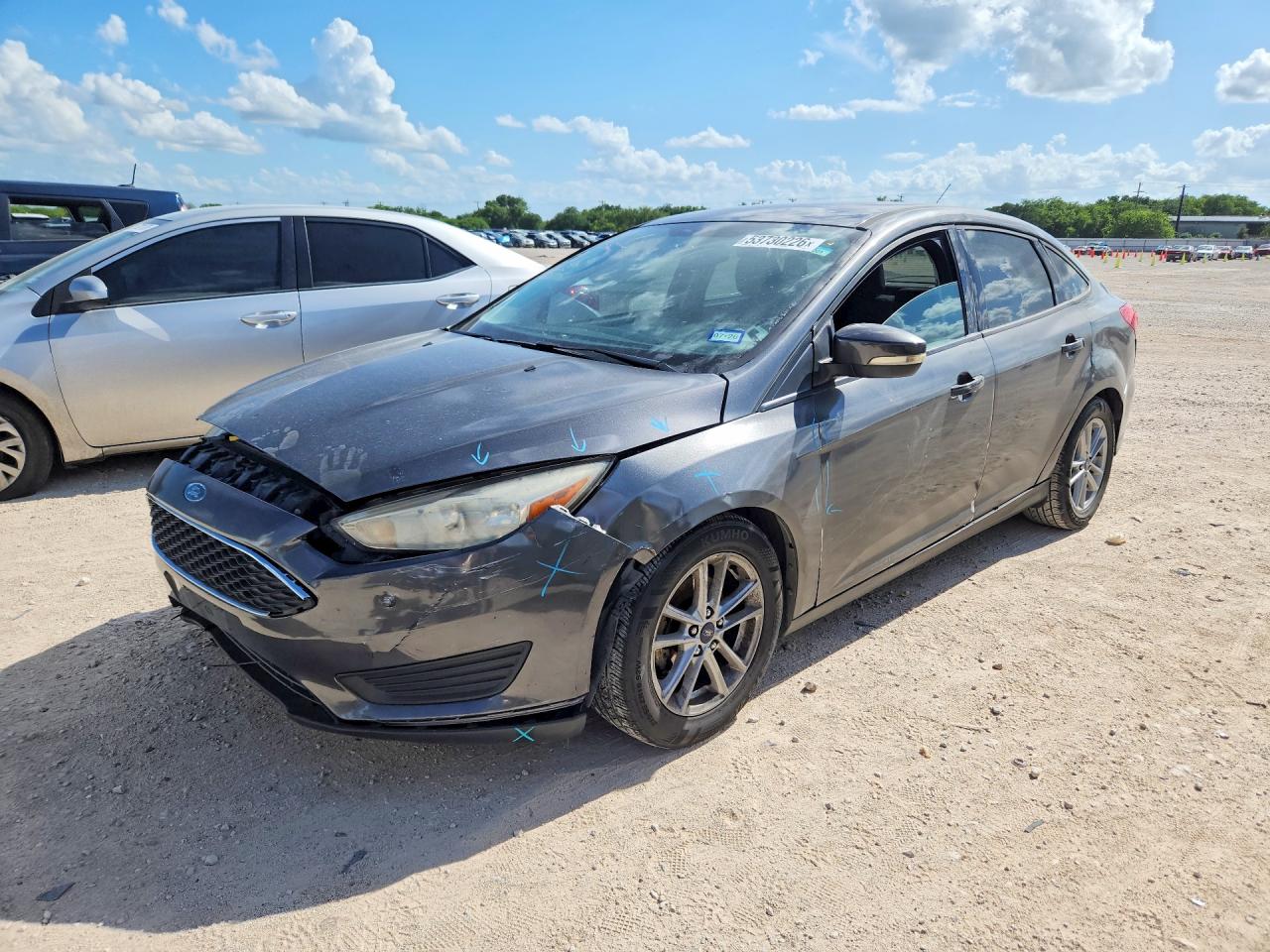 Salvage Ford Focus Image