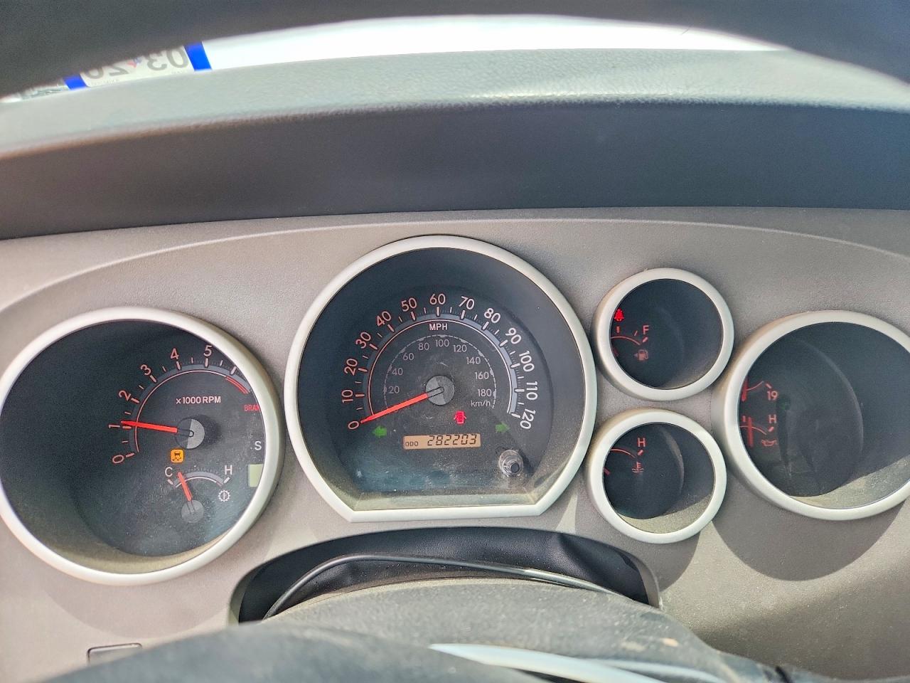 Toyota Tundra Crewmax Sr5