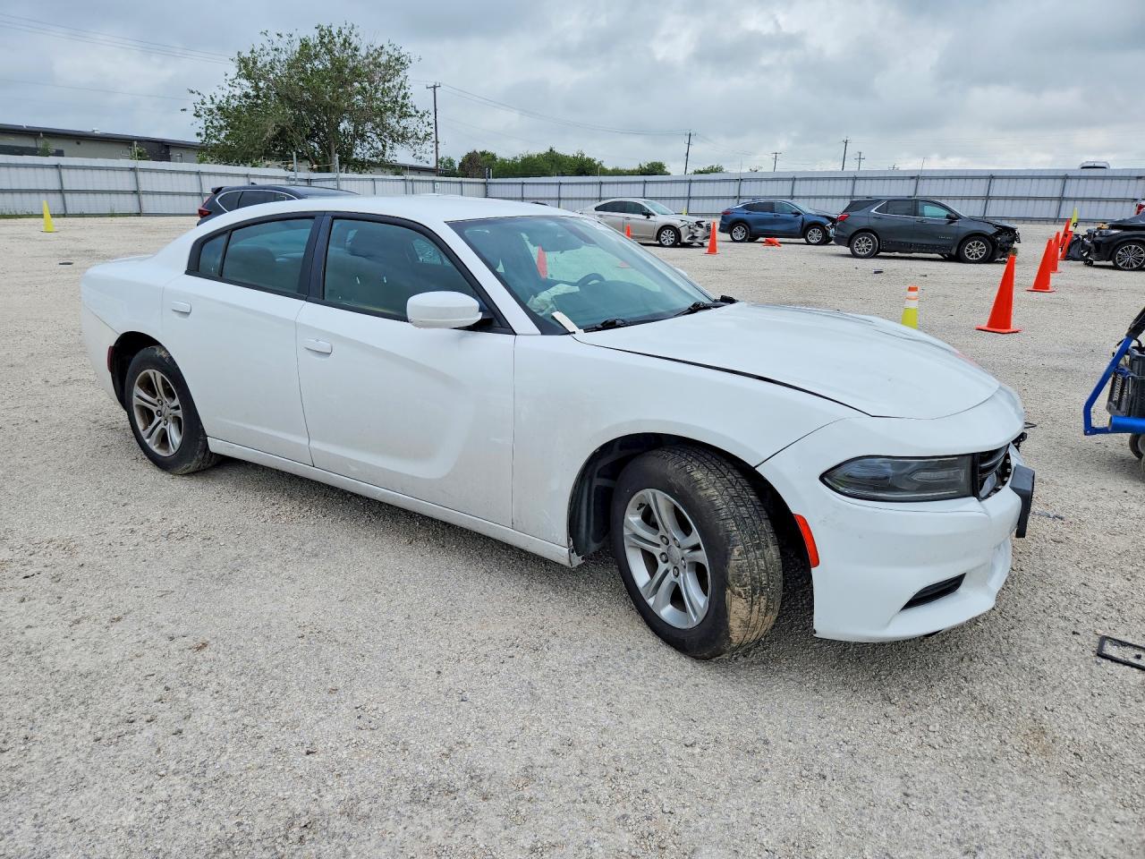 Dodge Charger Sxt