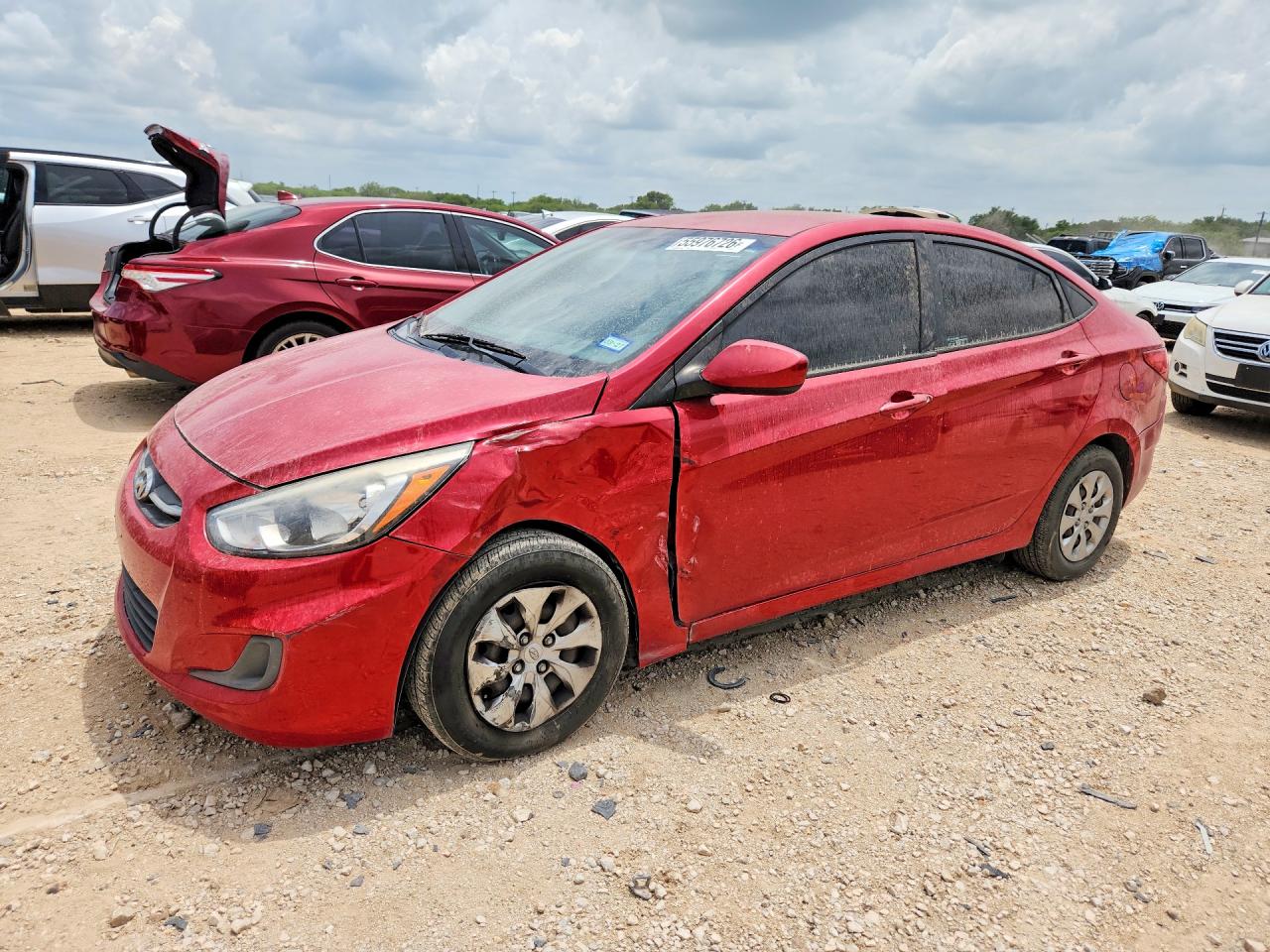 Salvage Hyundai ACCENT Image