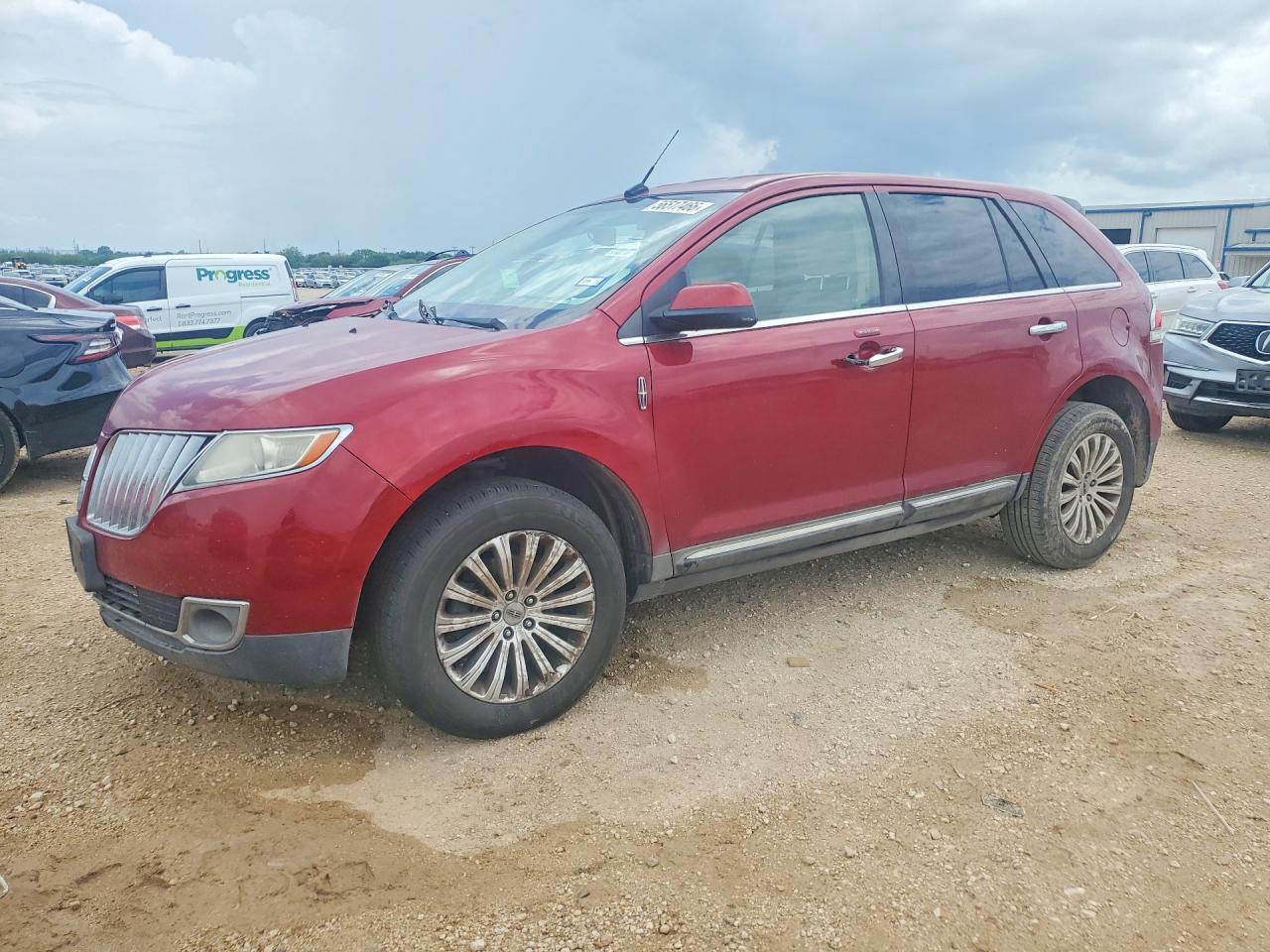 Salvage Lincoln MKX Image