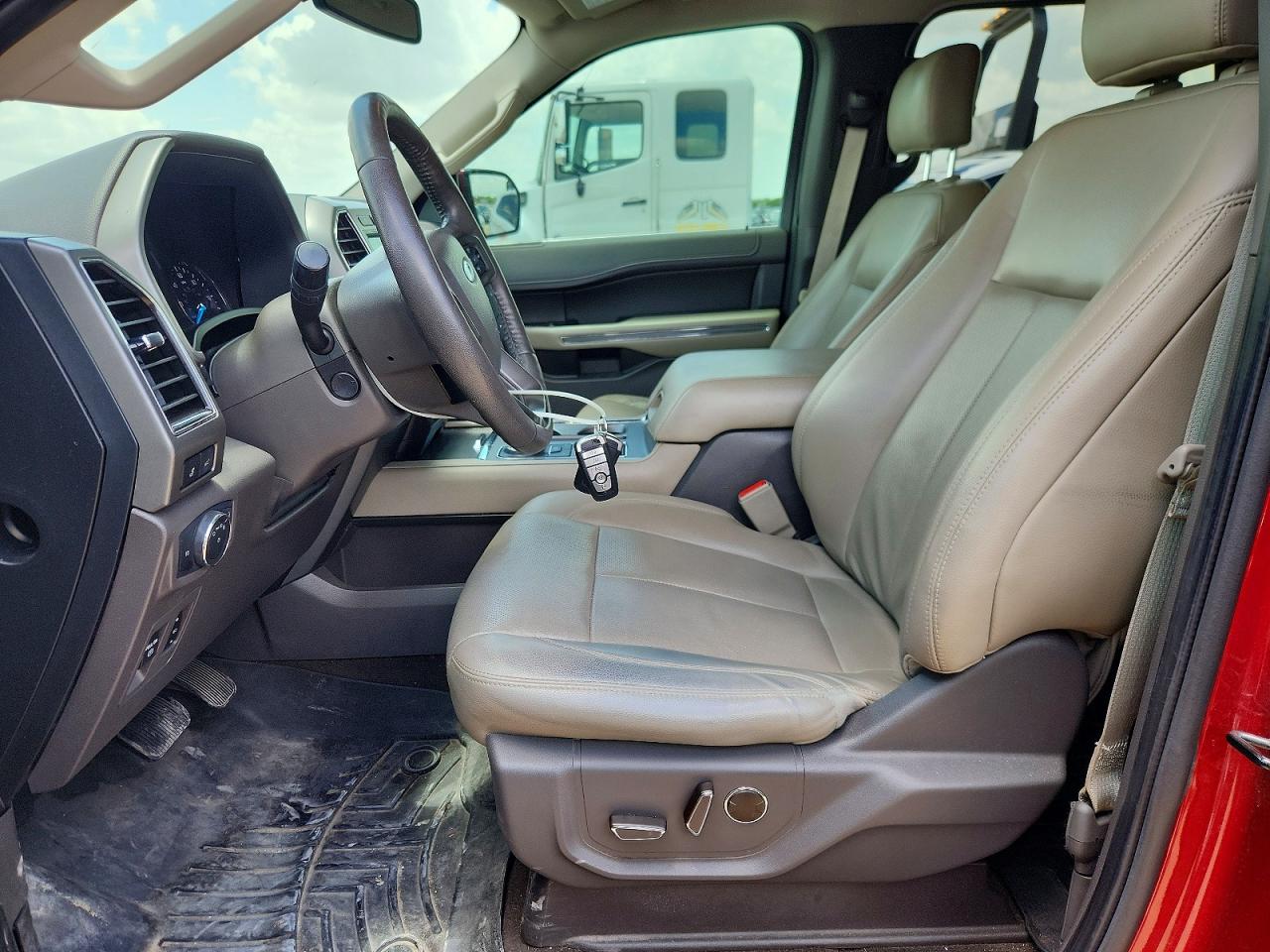 Ford Expedition Max Xlt