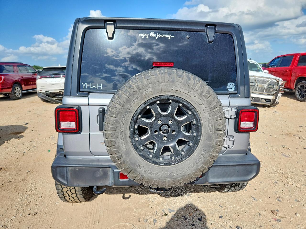 Jeep Wrangler Sahara