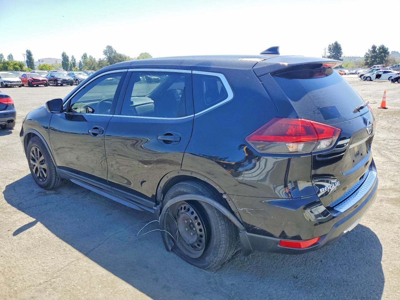 Nissan Rogue S