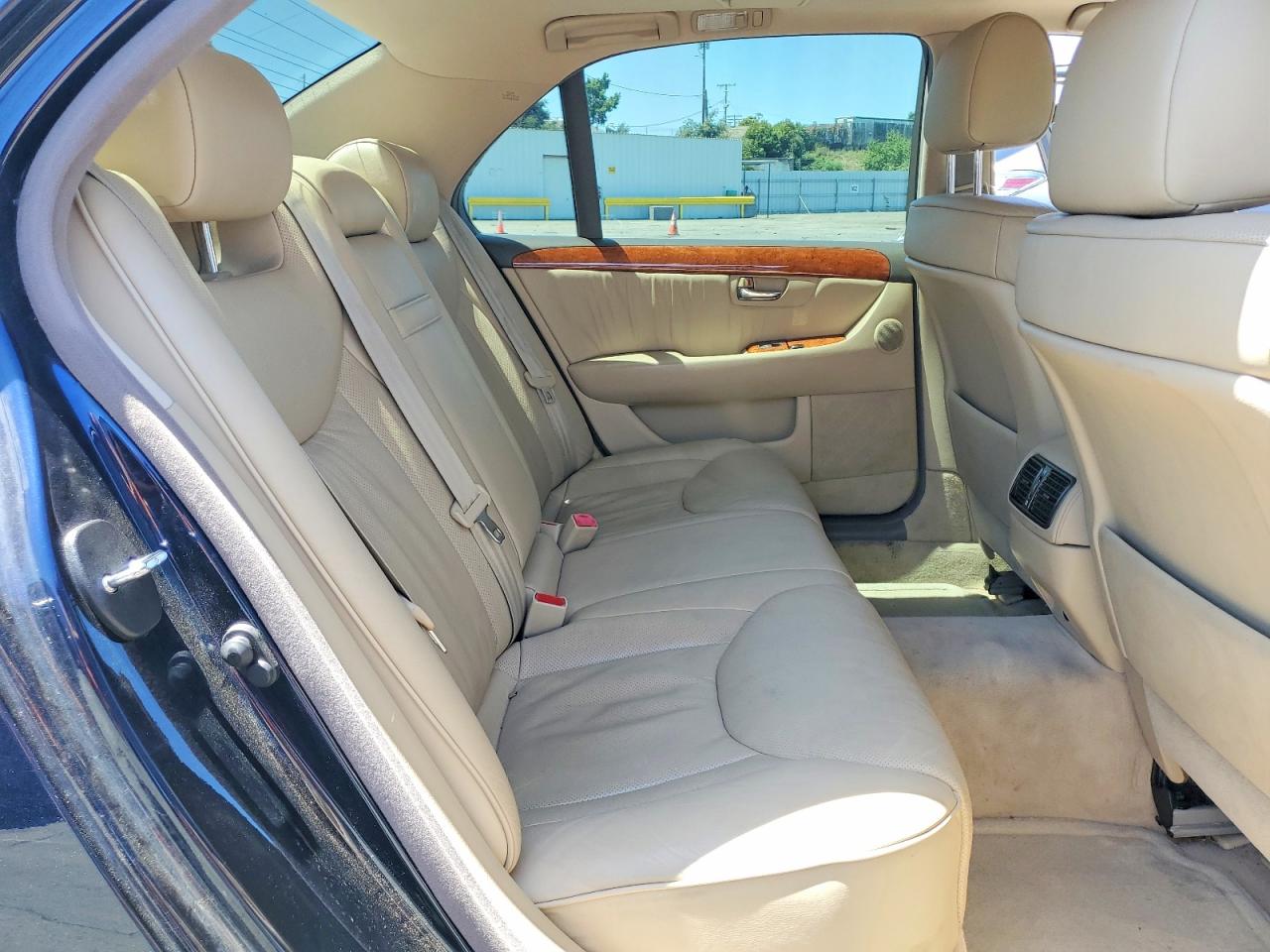Lexus LS 430