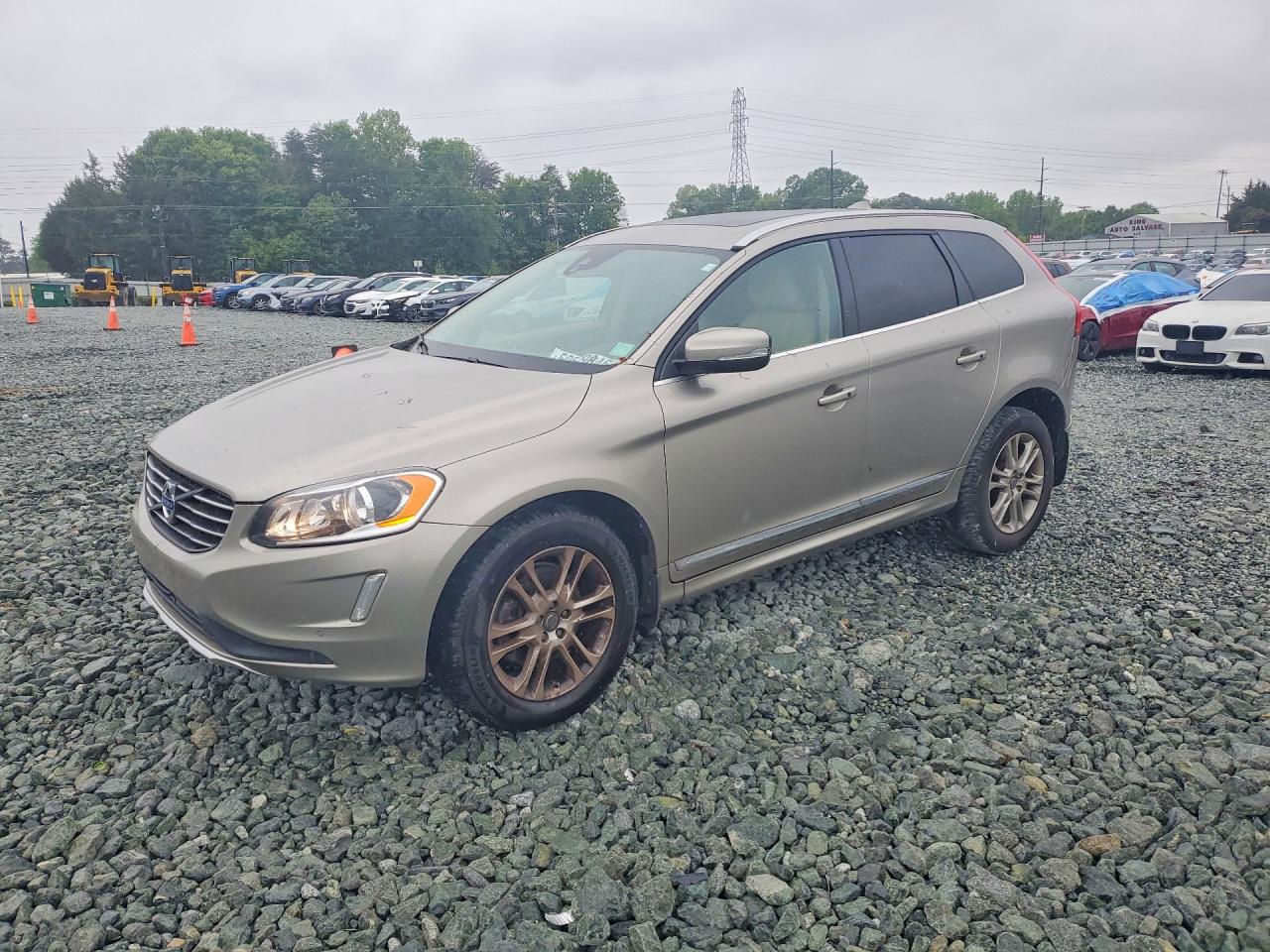 Salvage Volvo XC60 Image