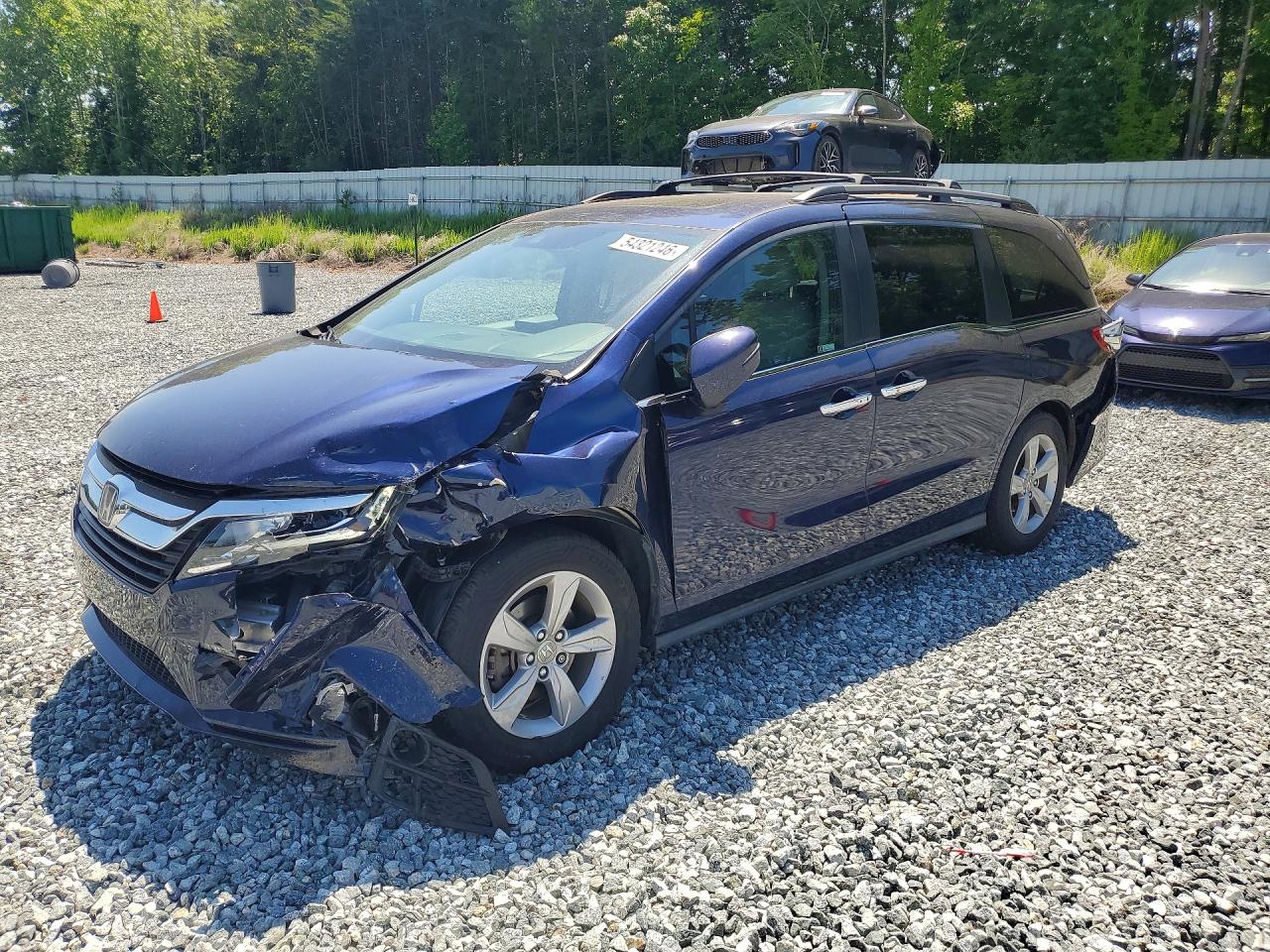 Salvage Honda Odyssey Image