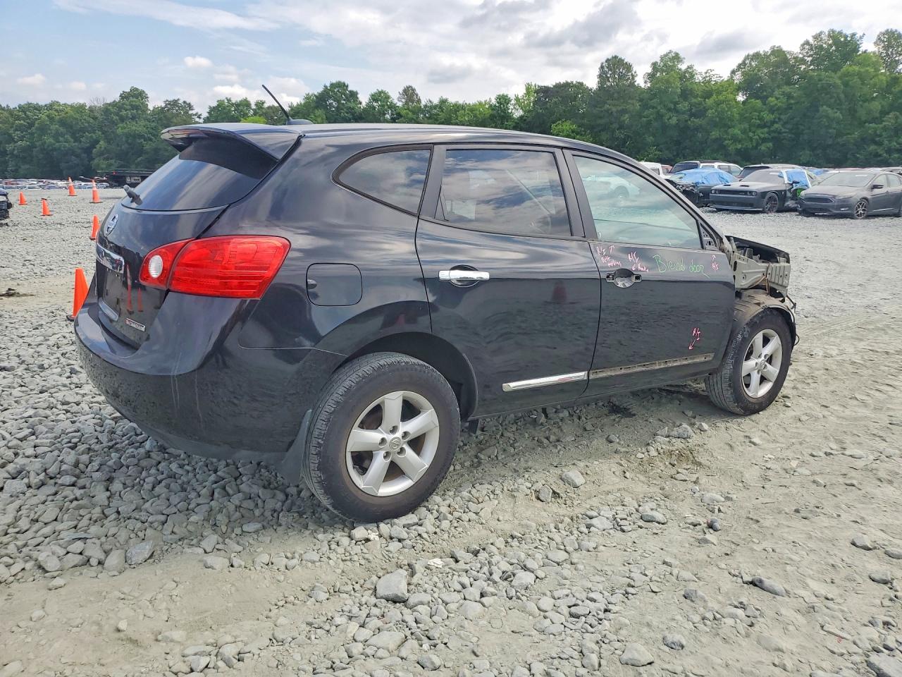 Nissan Rogue S