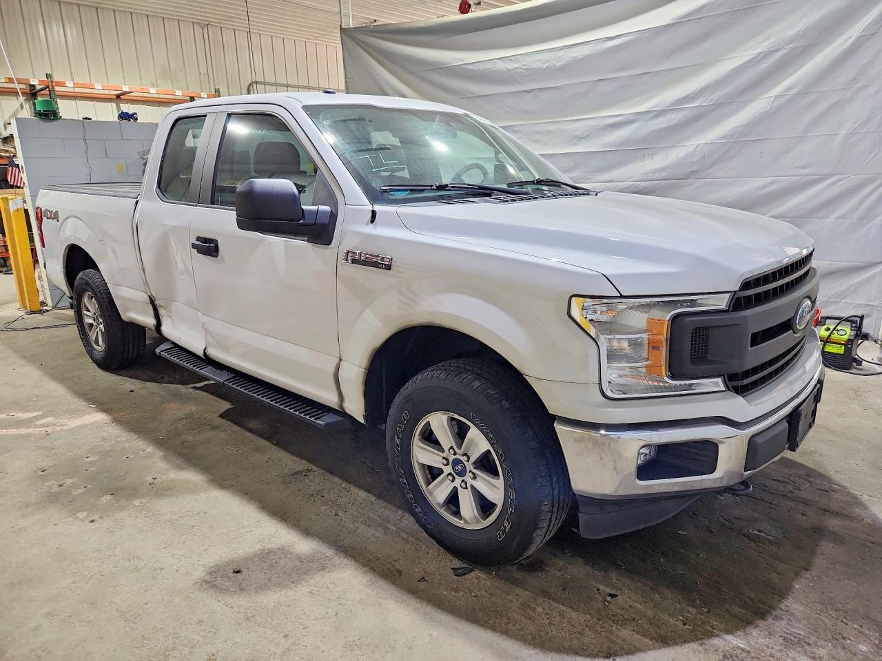 Ford F-150 Super Cab