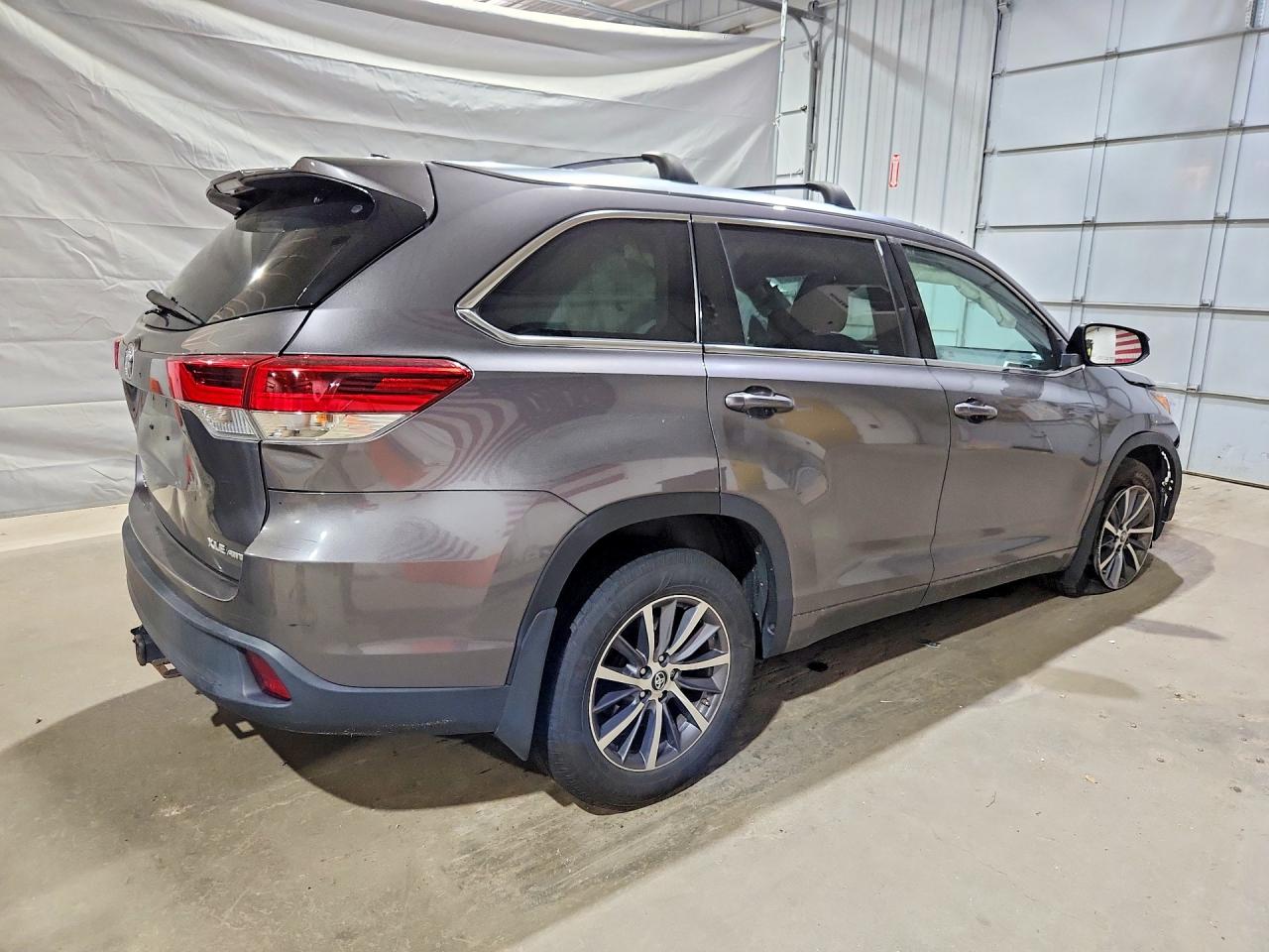 Toyota Highlander Xle