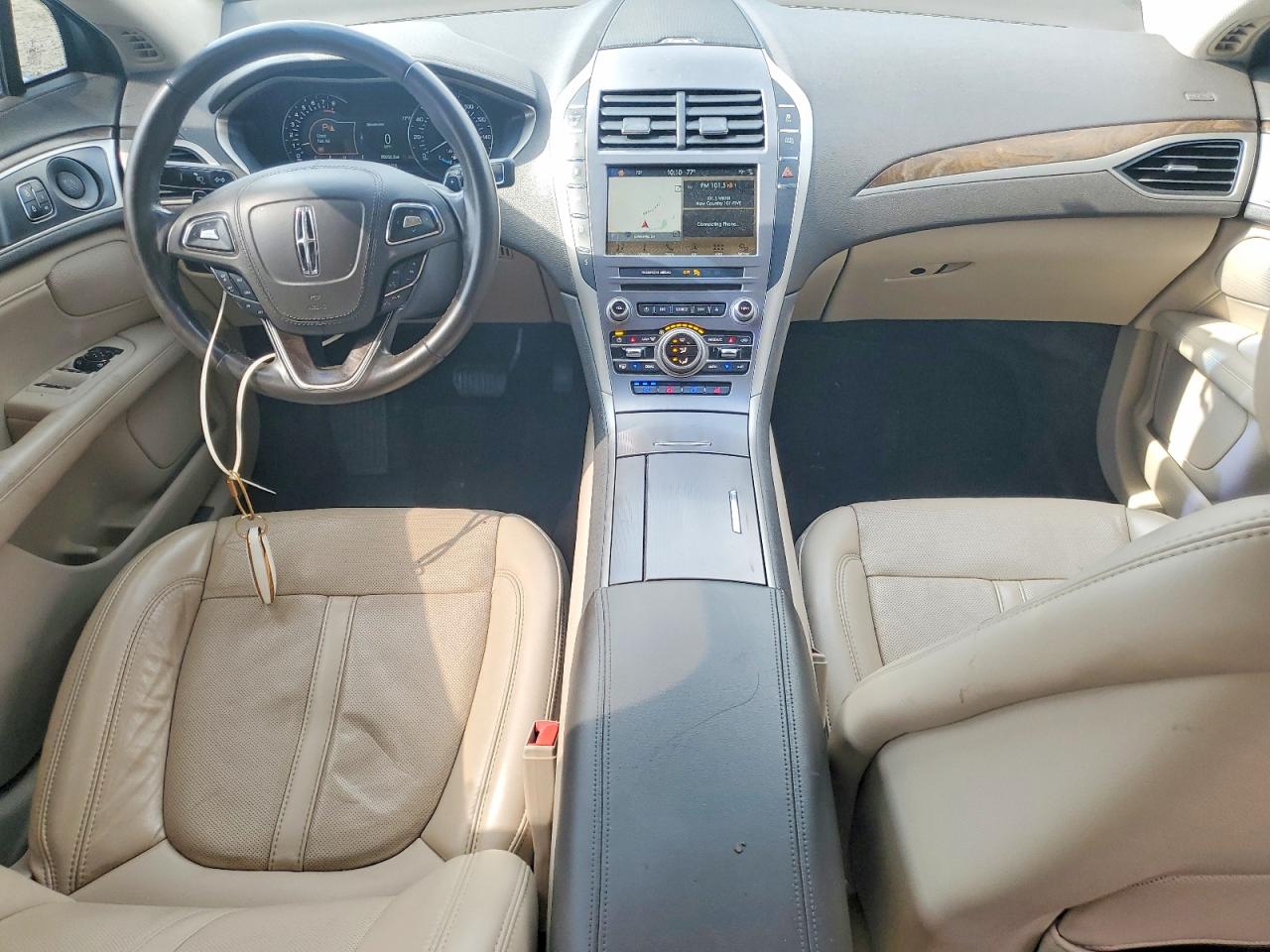 Lincoln MKZ Reserve