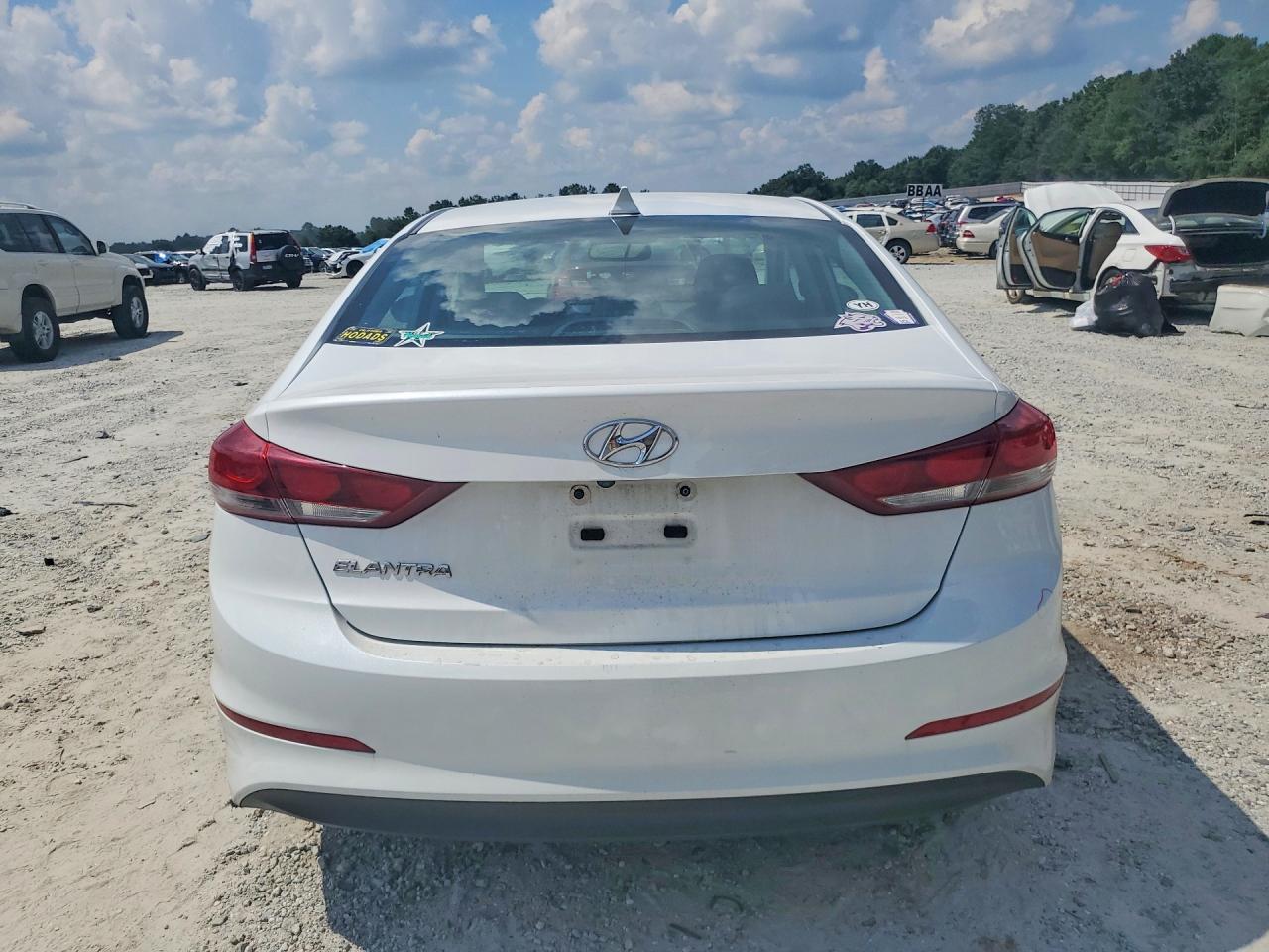 Hyundai ELANTRA Value Edition