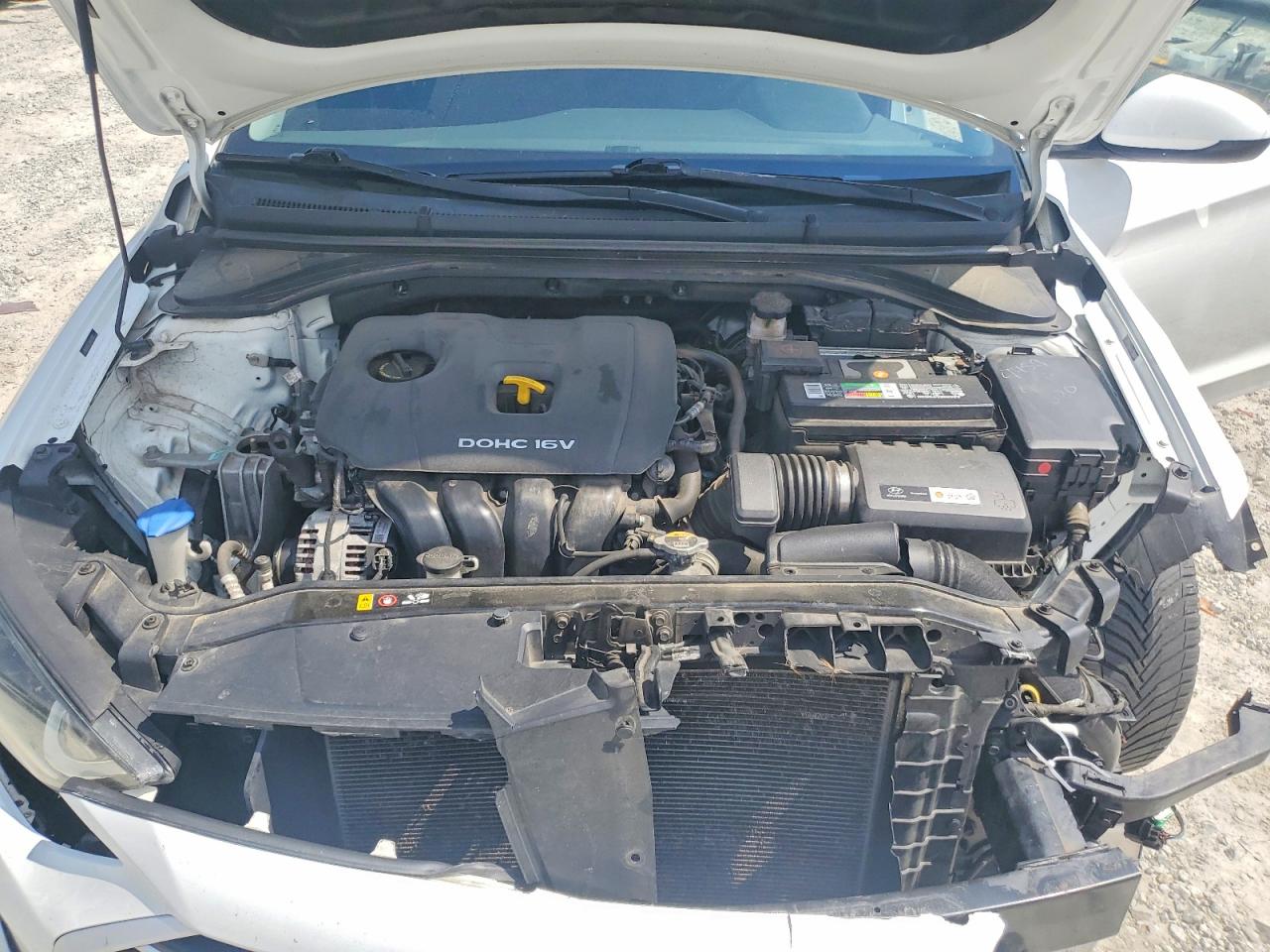 Hyundai ELANTRA Value Edition