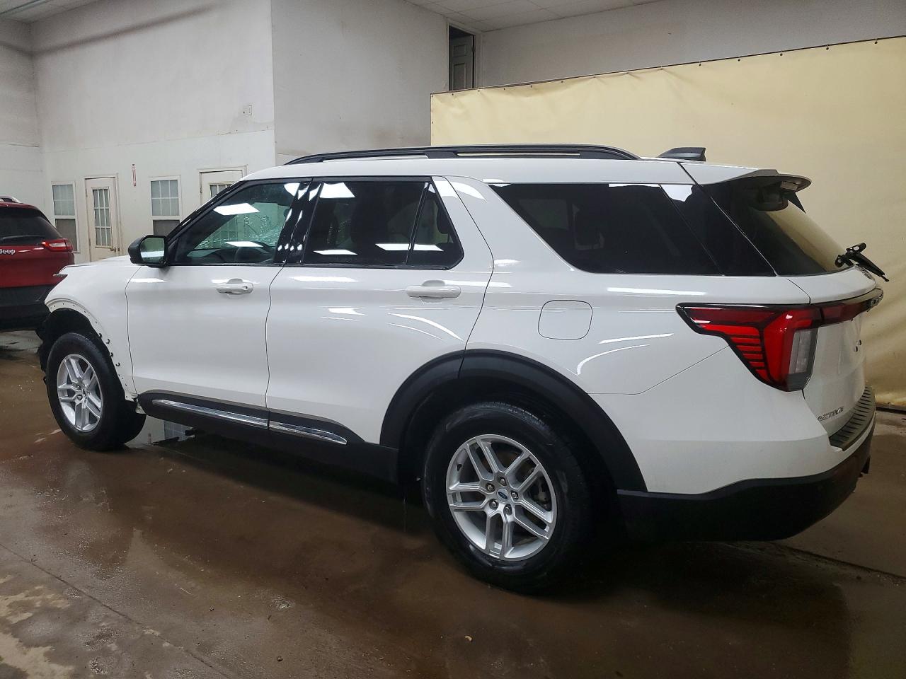 Ford Explorer Active