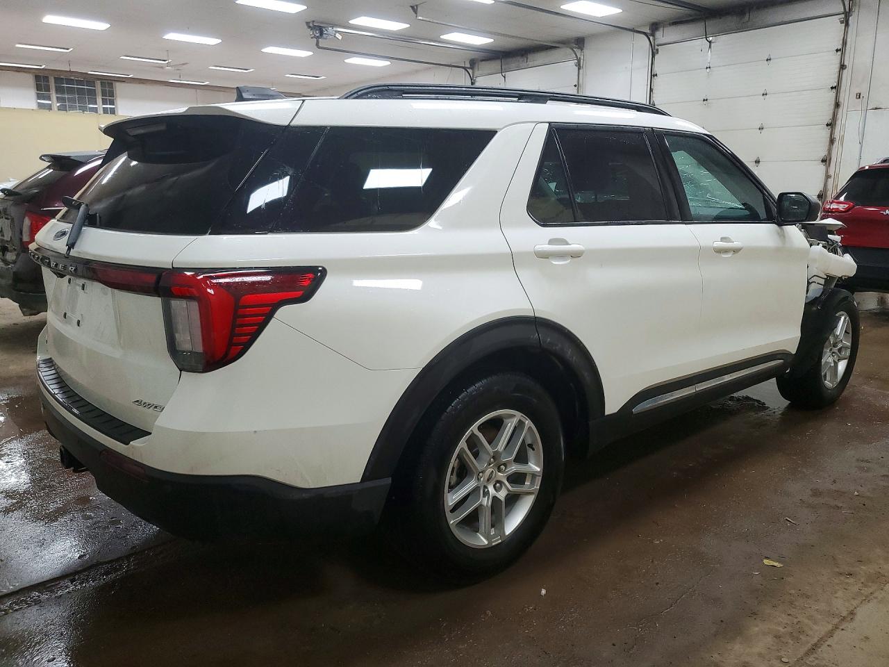 Ford Explorer Active