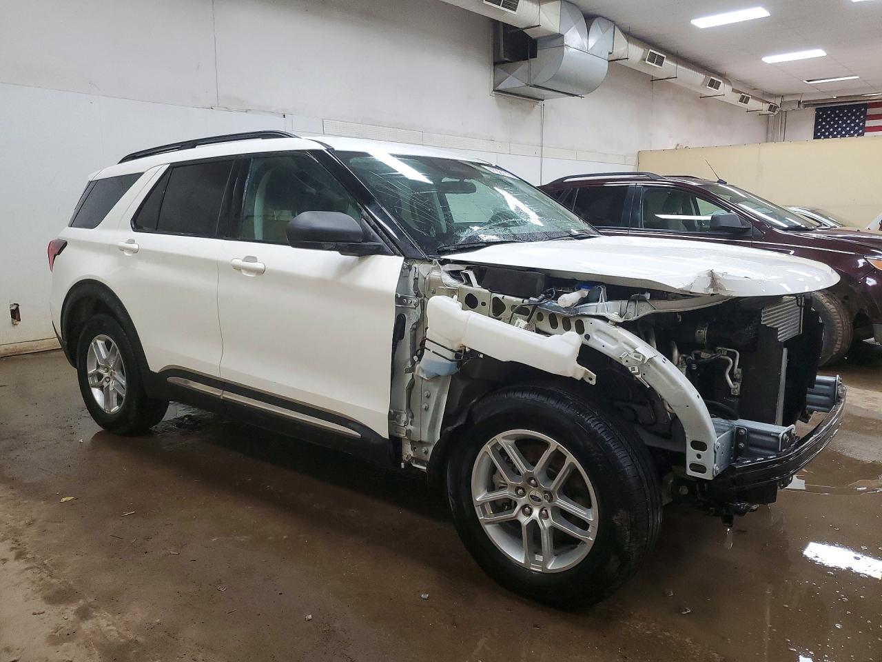 Ford Explorer Active