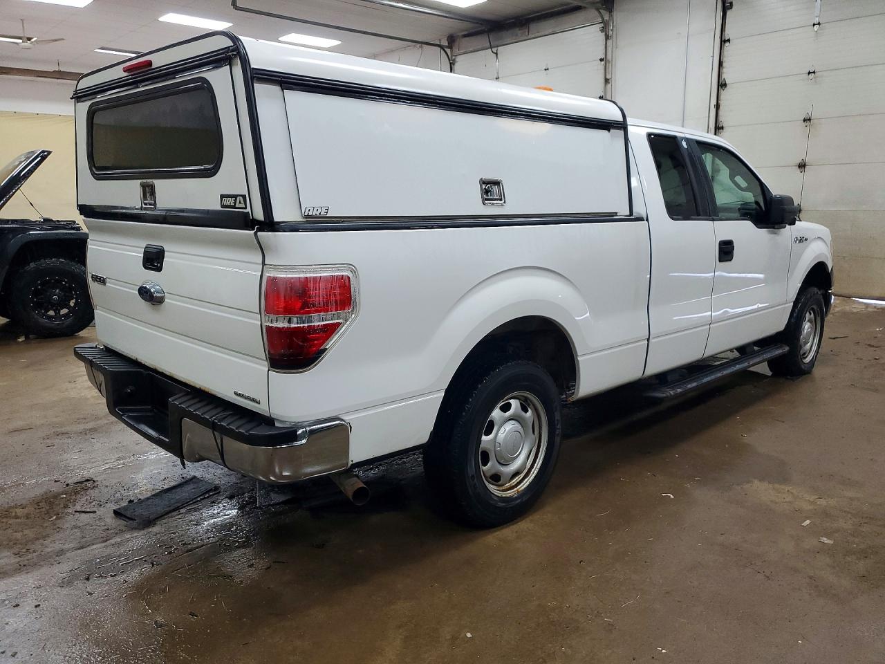 Ford F-150 Super Cab