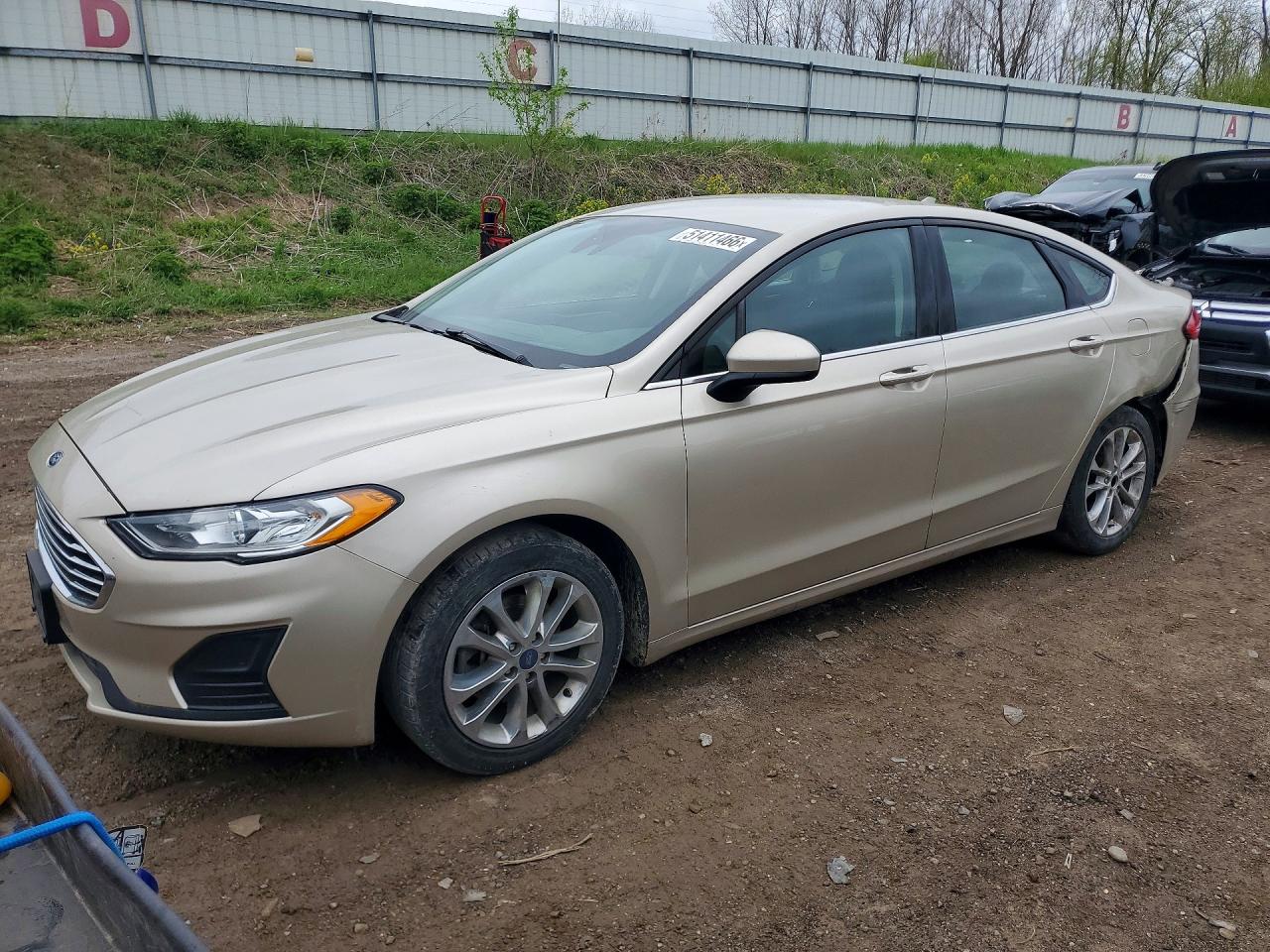 Salvage Ford Fusion Image