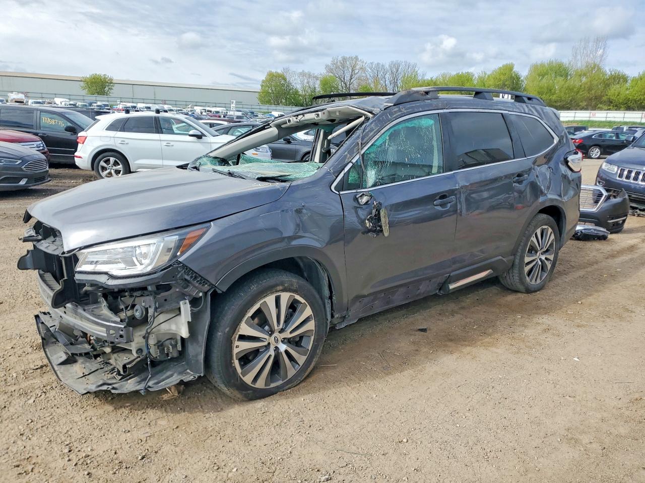 Salvage Subaru Ascent Image