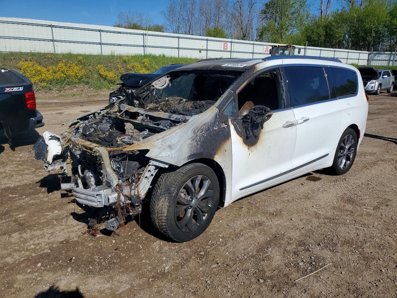 Chrysler Pacifica Limited