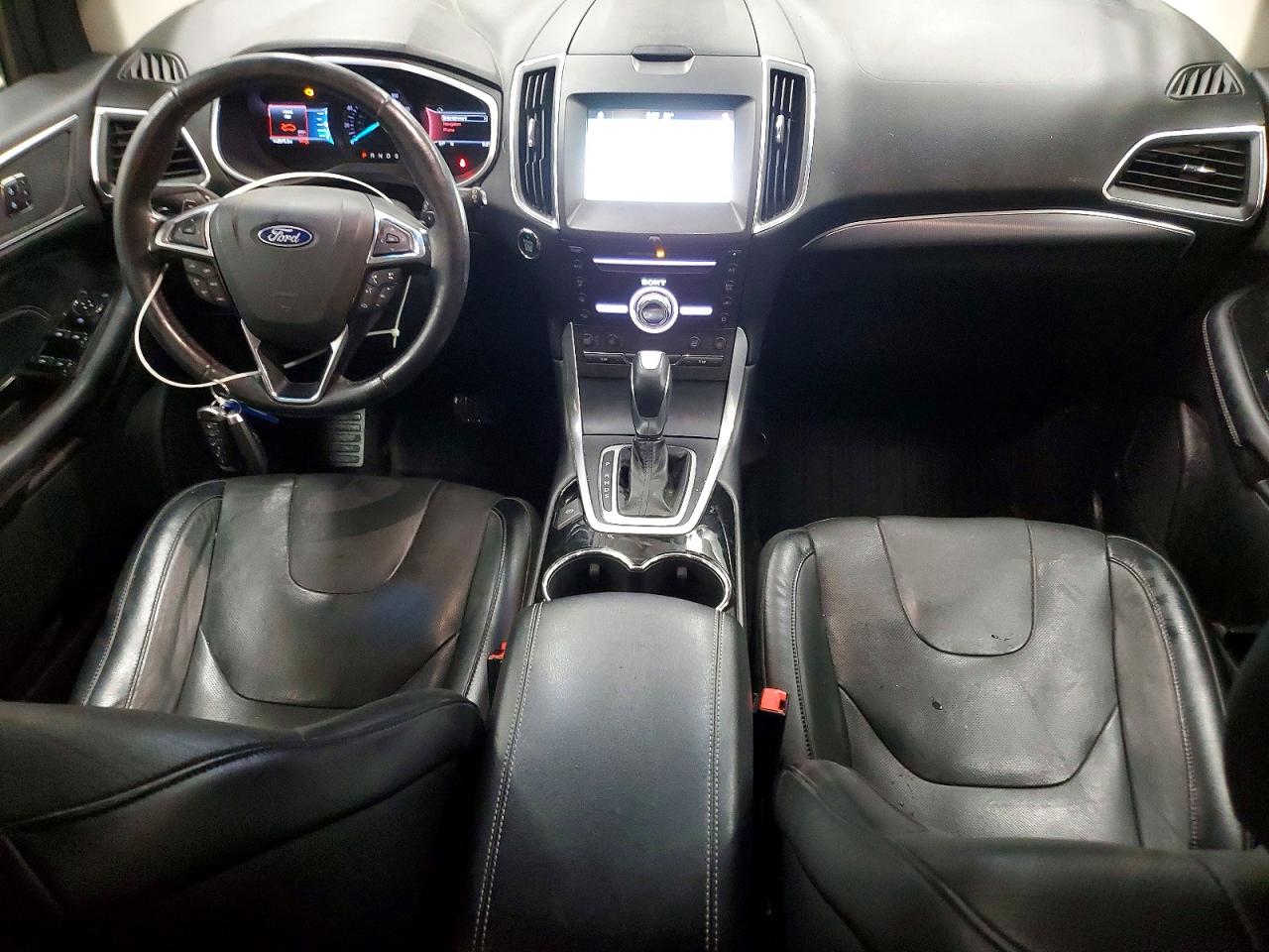 Ford Edge Titanium
