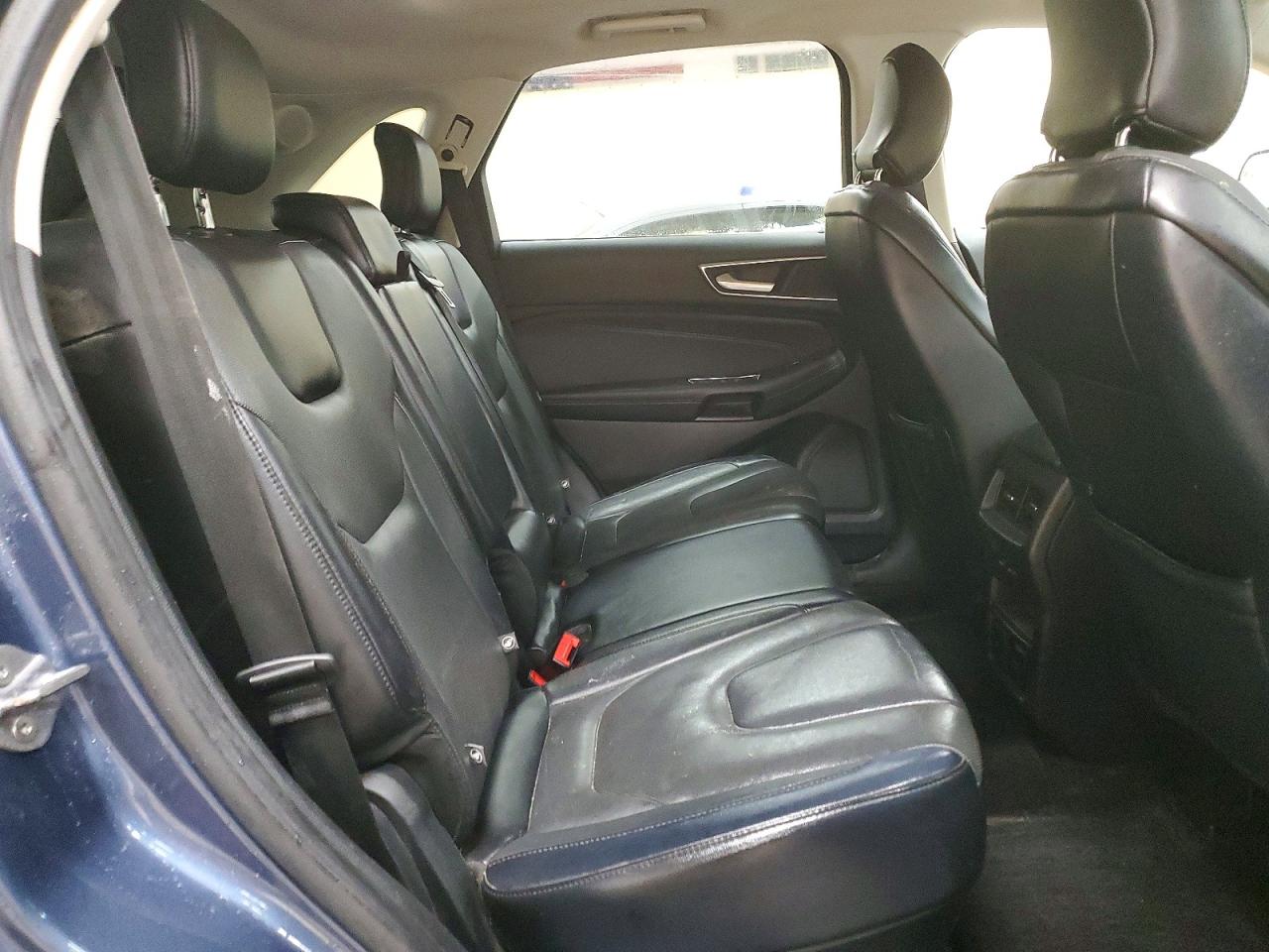 Ford Edge Titanium