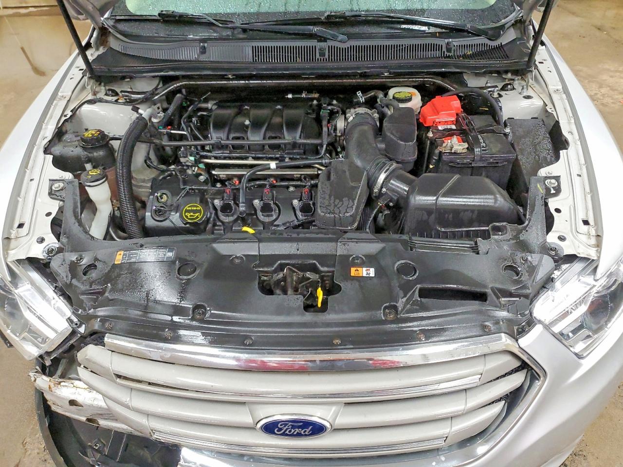 Ford Taurus Se