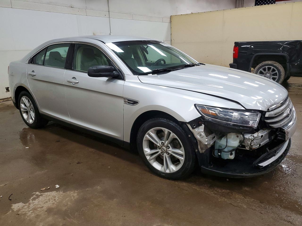 Ford Taurus Se