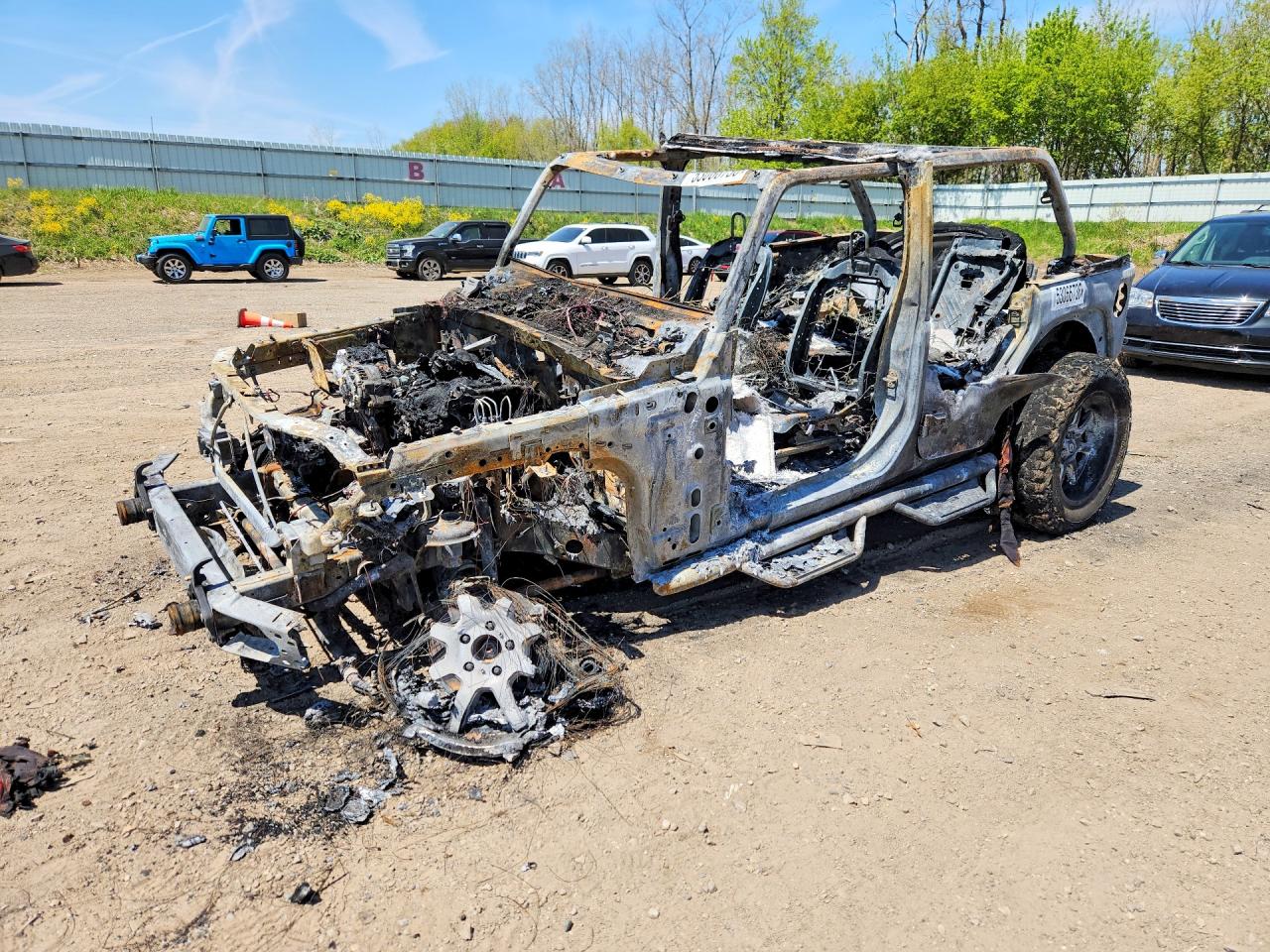 Salvage Jeep Wrangler Image