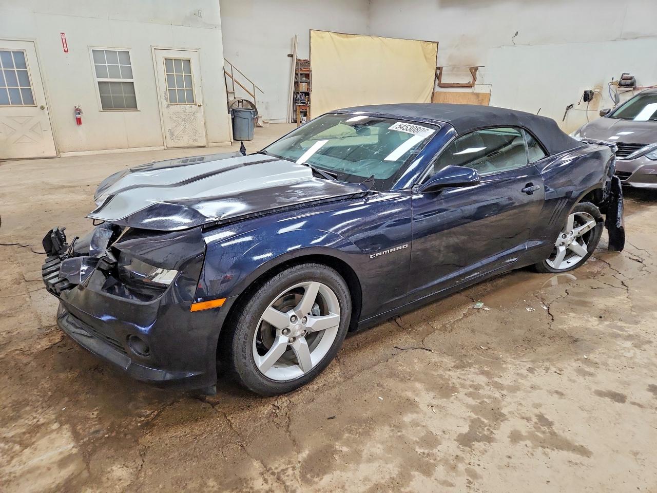 Salvage Chevrolet Camaro Image