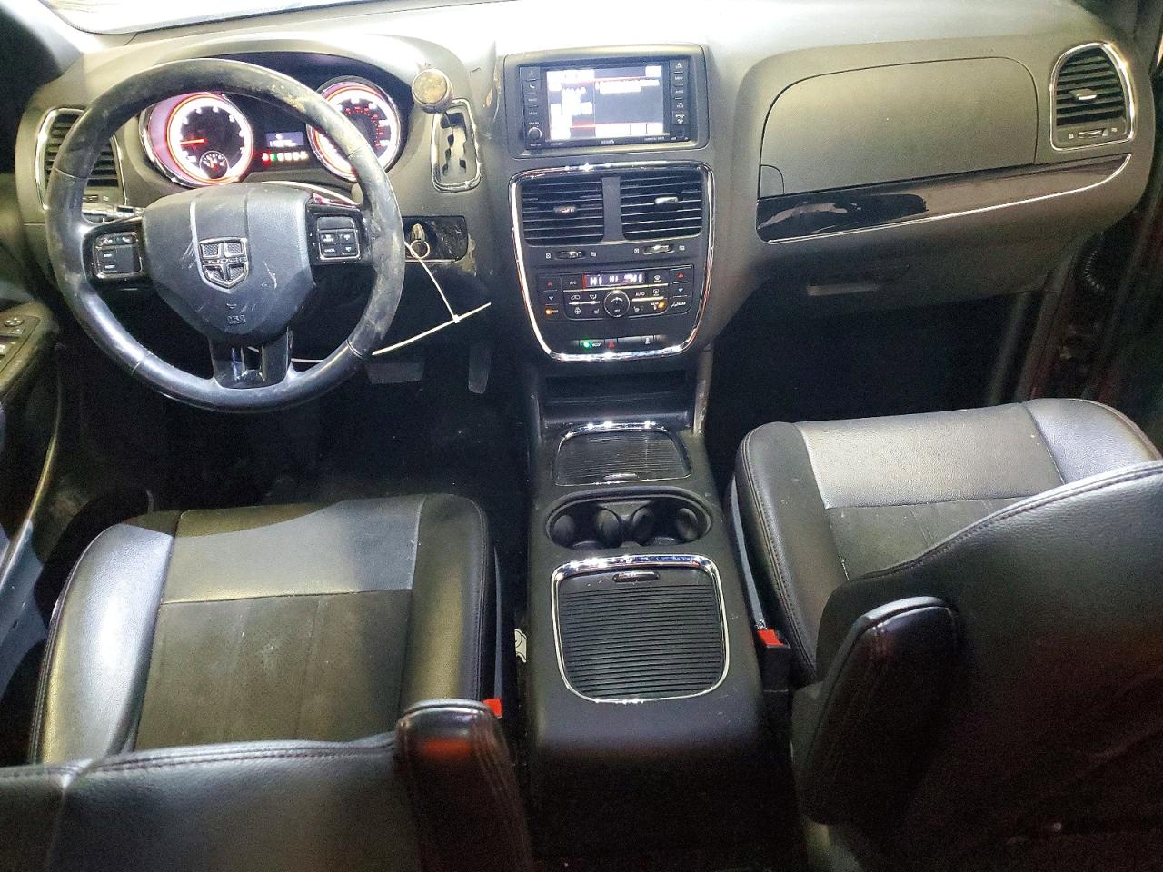 Dodge Caravan Sxt