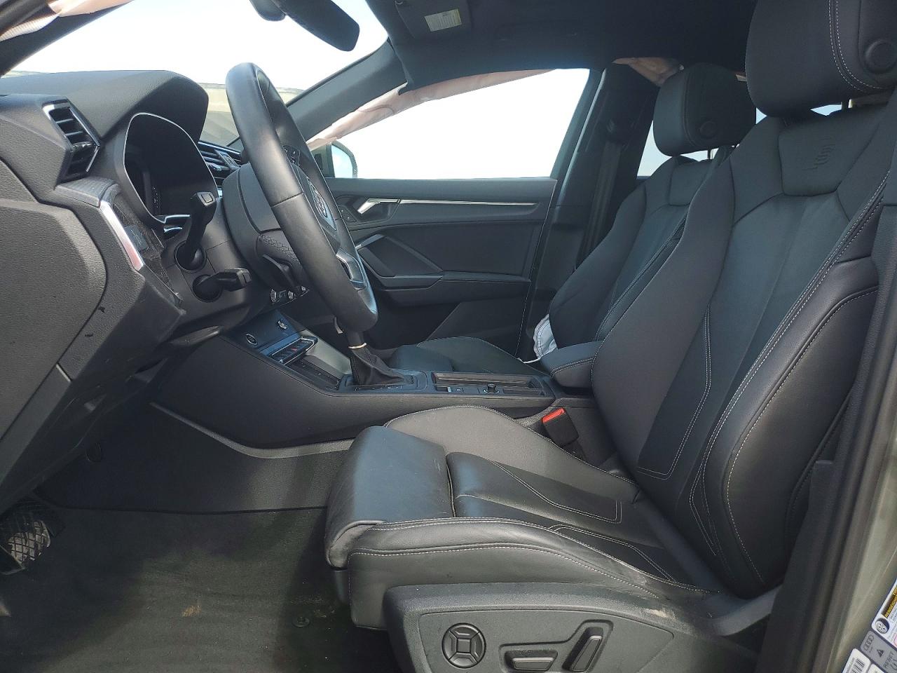 Audi Q3 Premium S Line 45