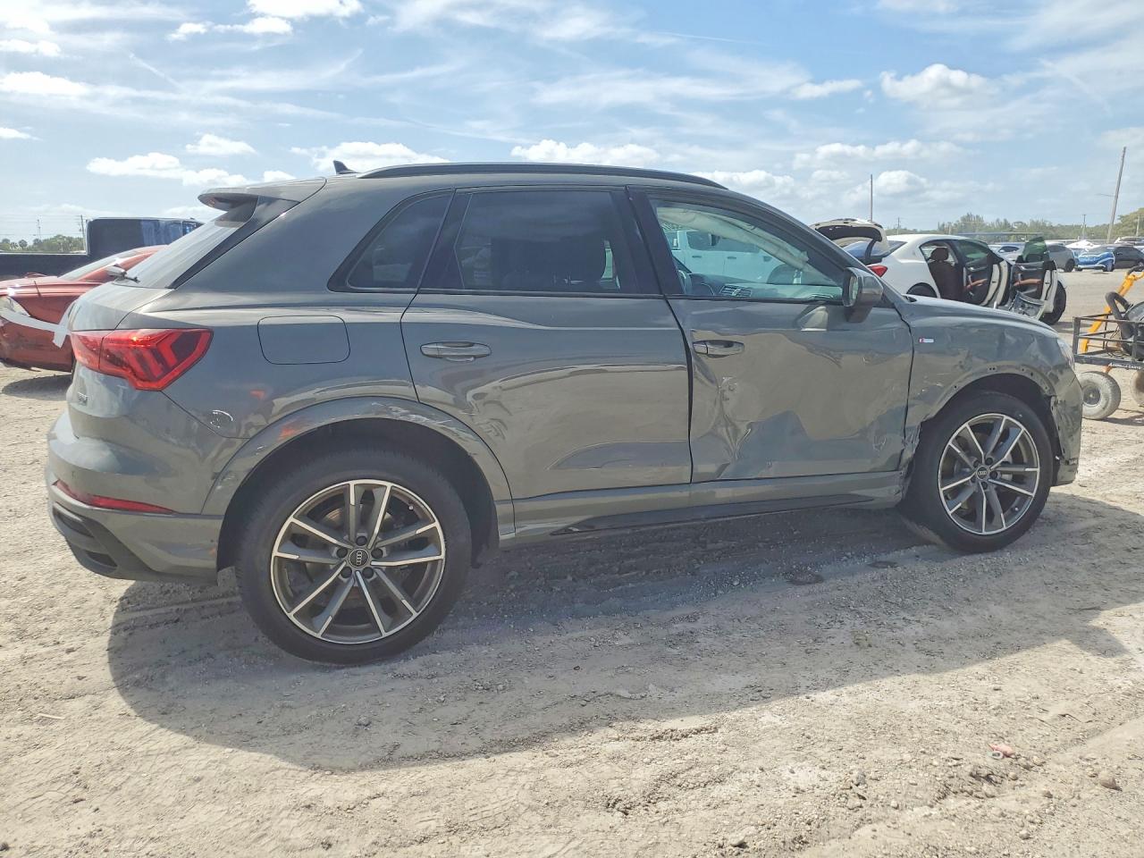 Audi Q3 Premium S Line 45